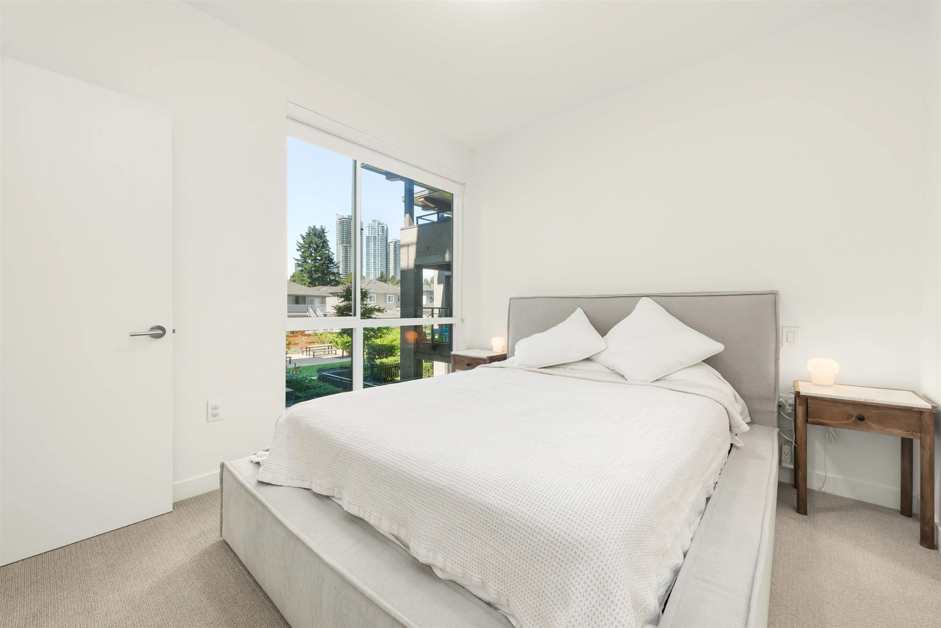 222 7588 16th Street