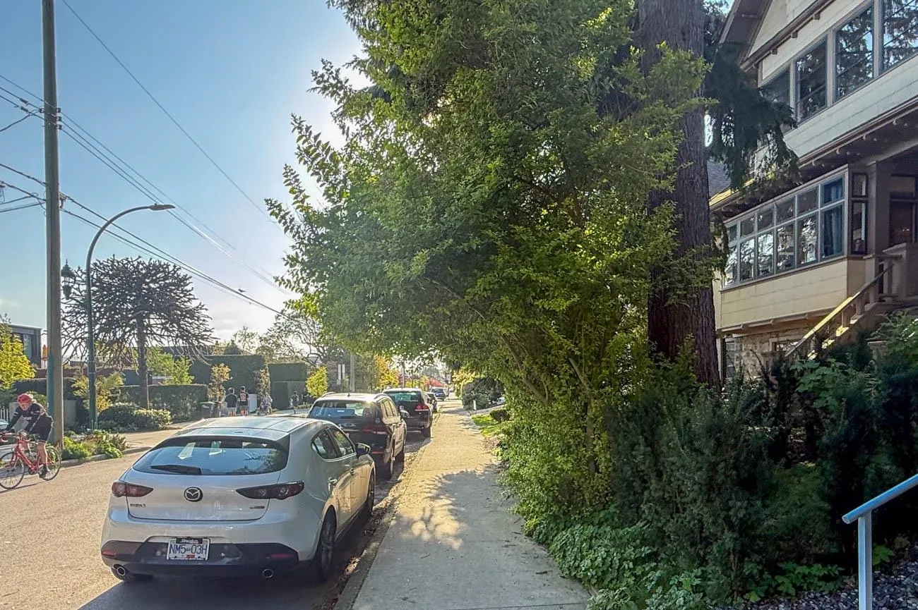 1 3536 Point Grey Road