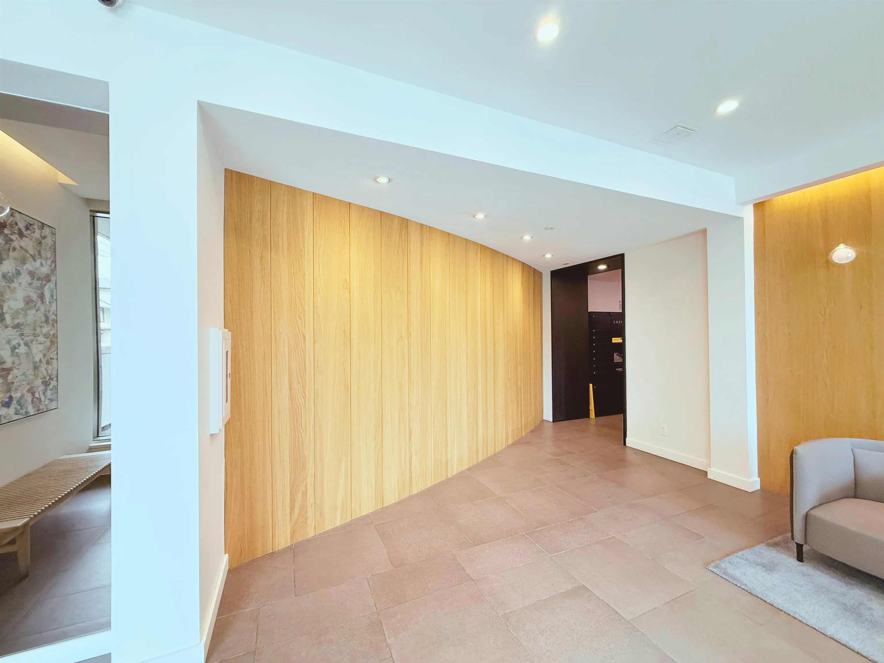 110x 1180 Broughton Street