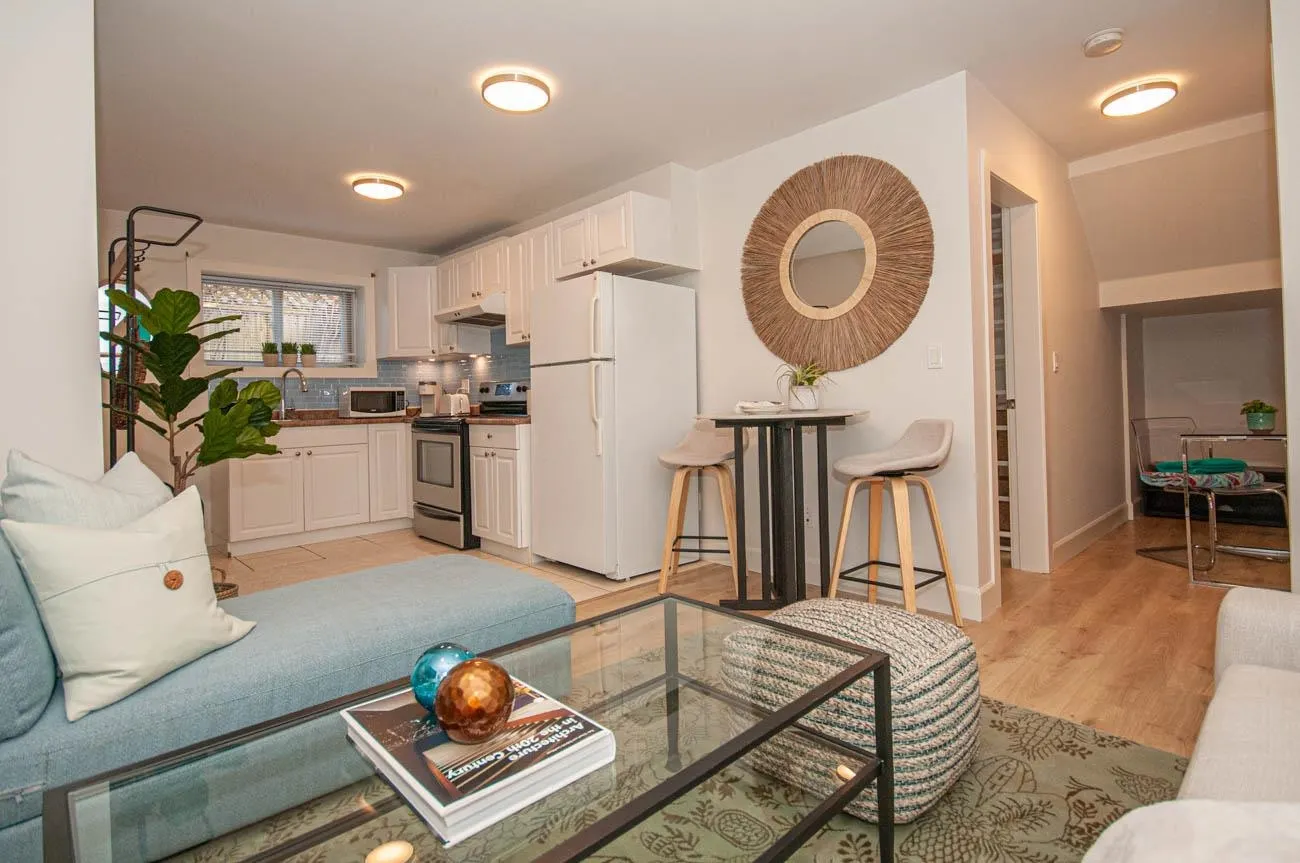 Suite 1534 Bewicke Avenue