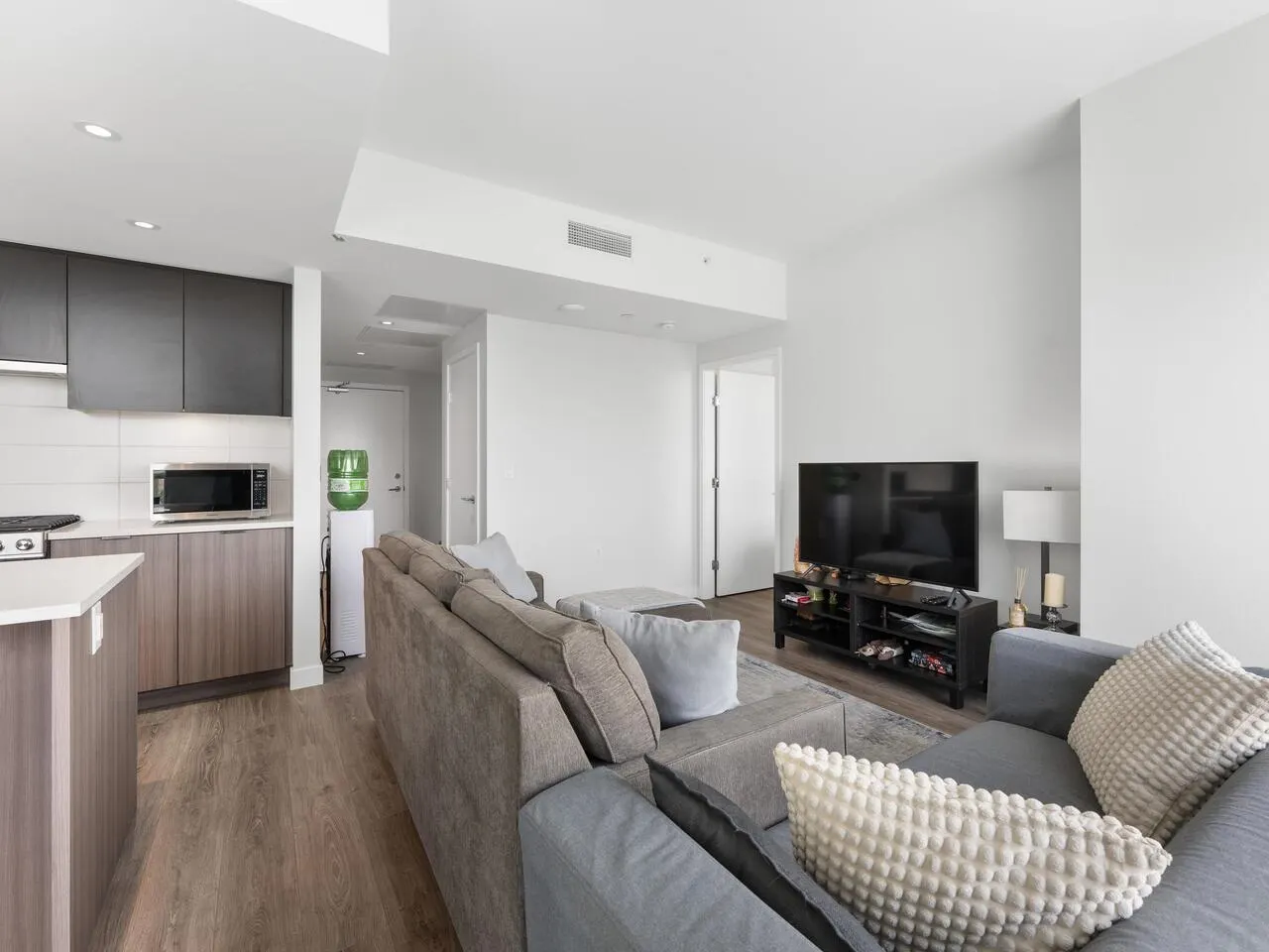 1501 3430 E Kent Avenue