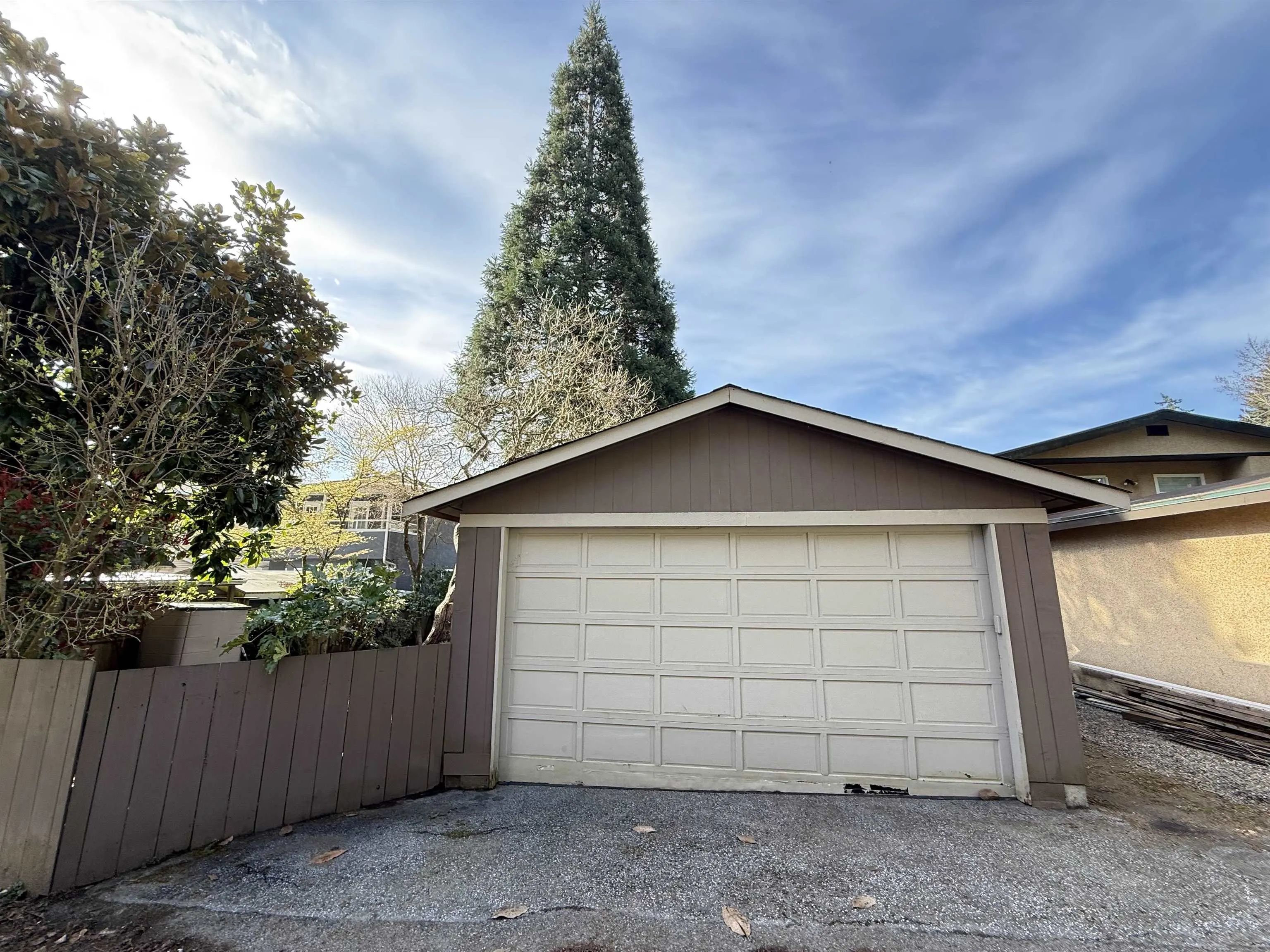 1546 Hope Road