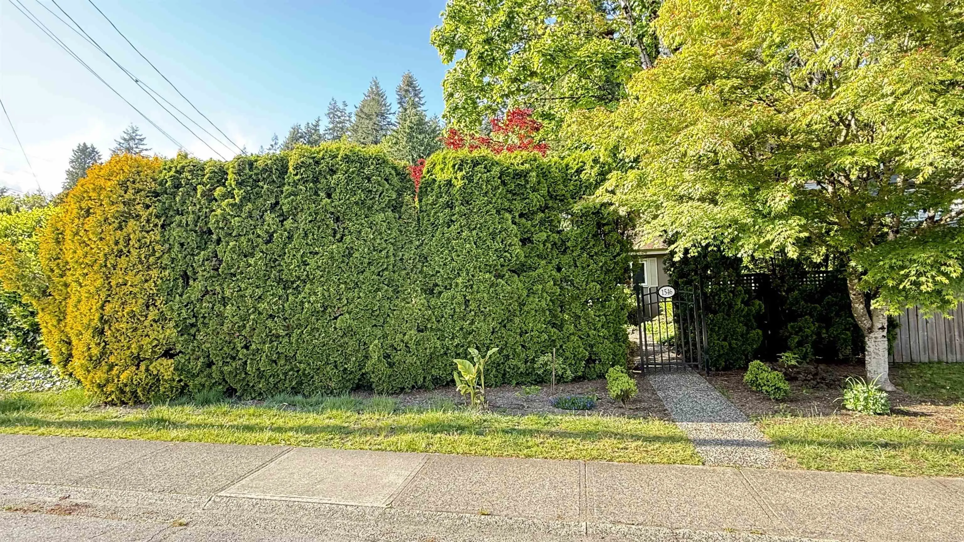 1546 Hope Road