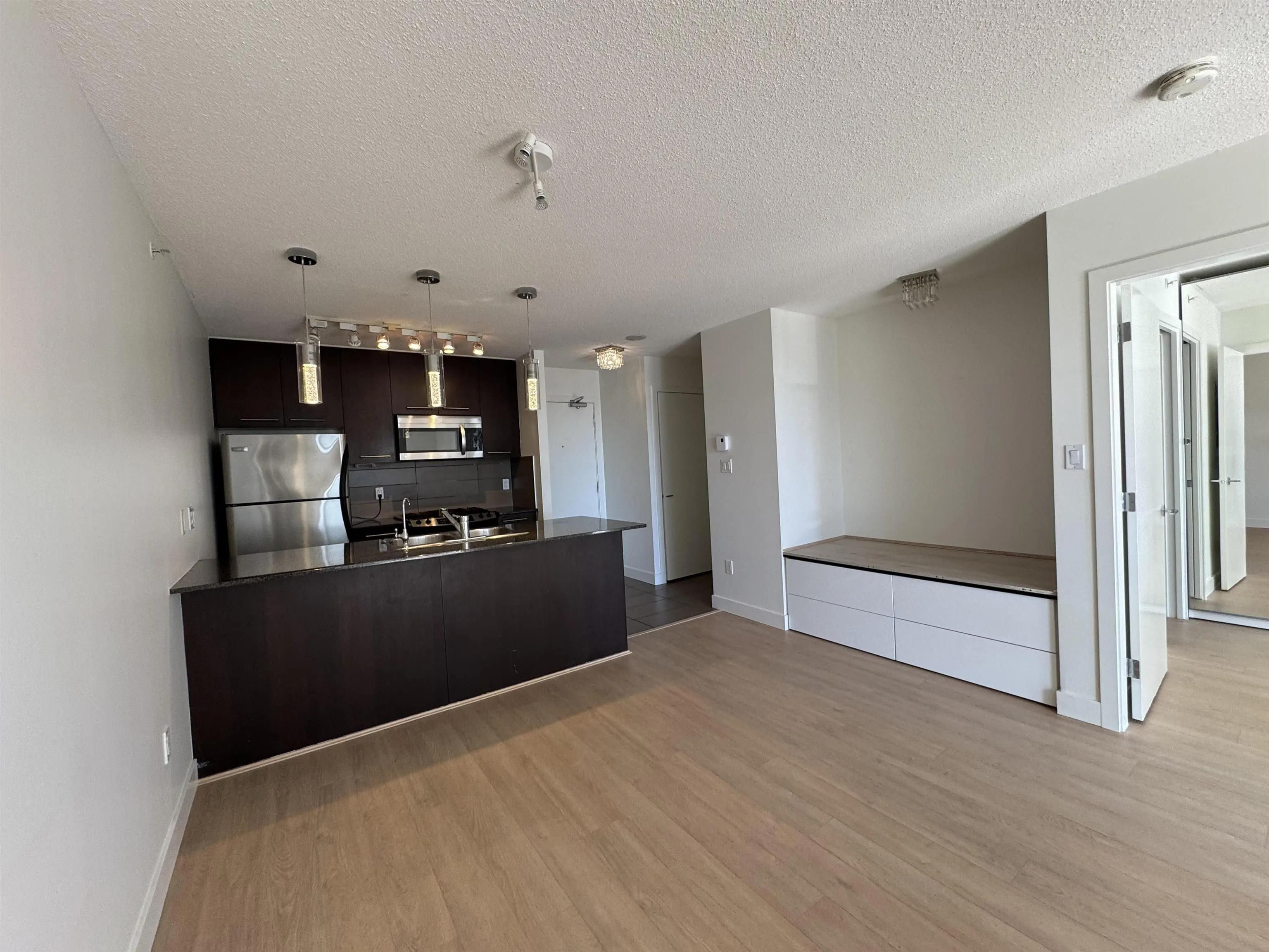 2979 Glen Drive