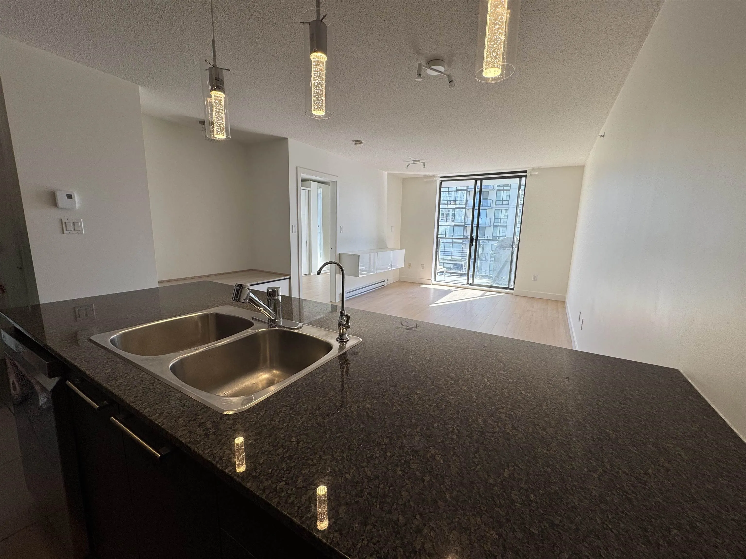 2979 Glen Drive