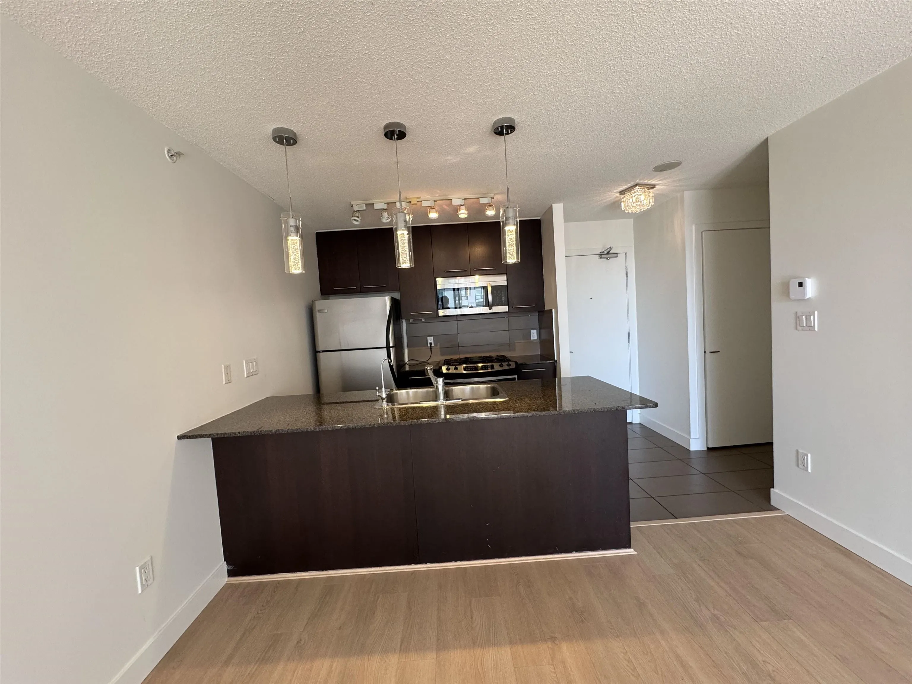 2979 Glen Drive