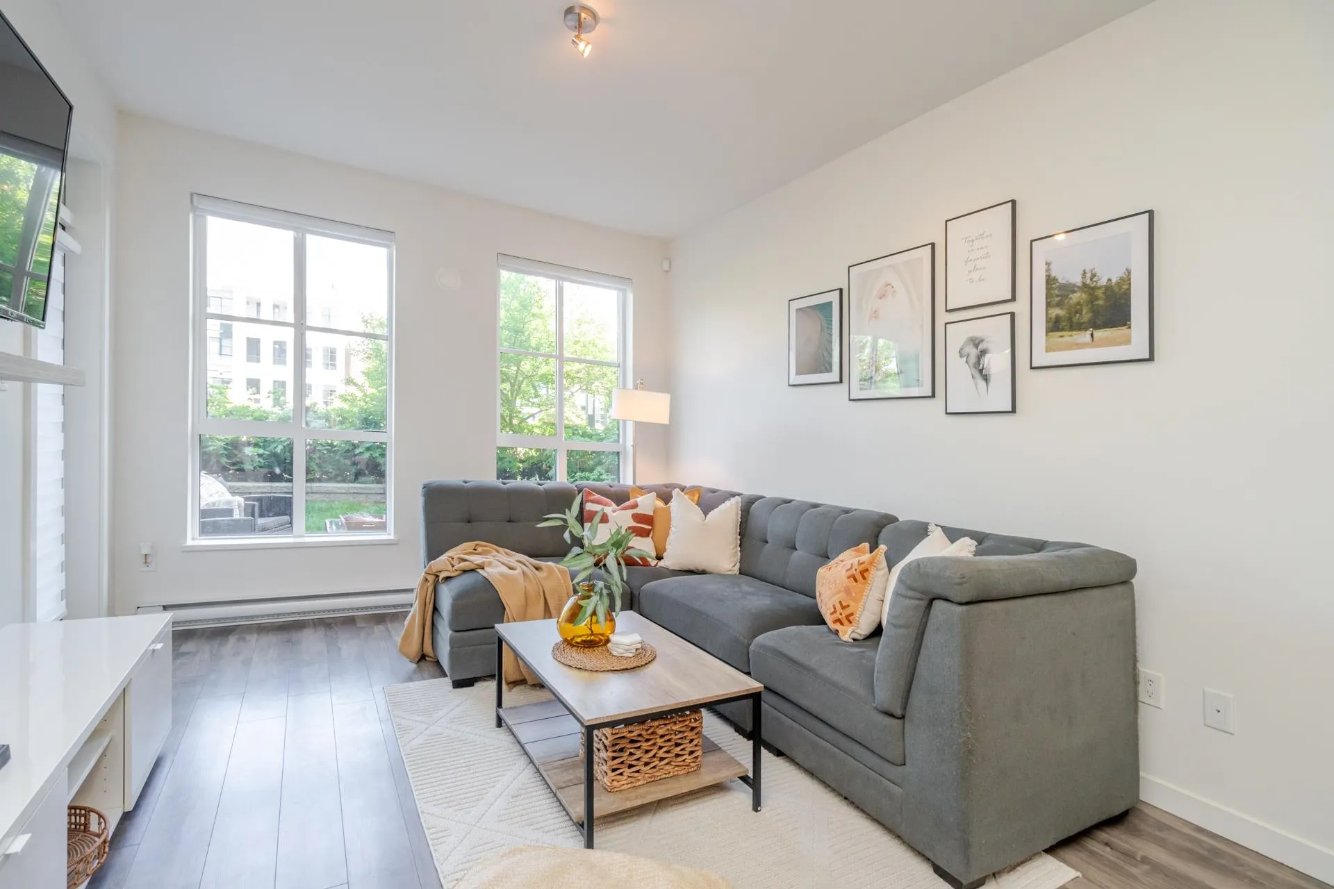 101 15137 33 Avenue