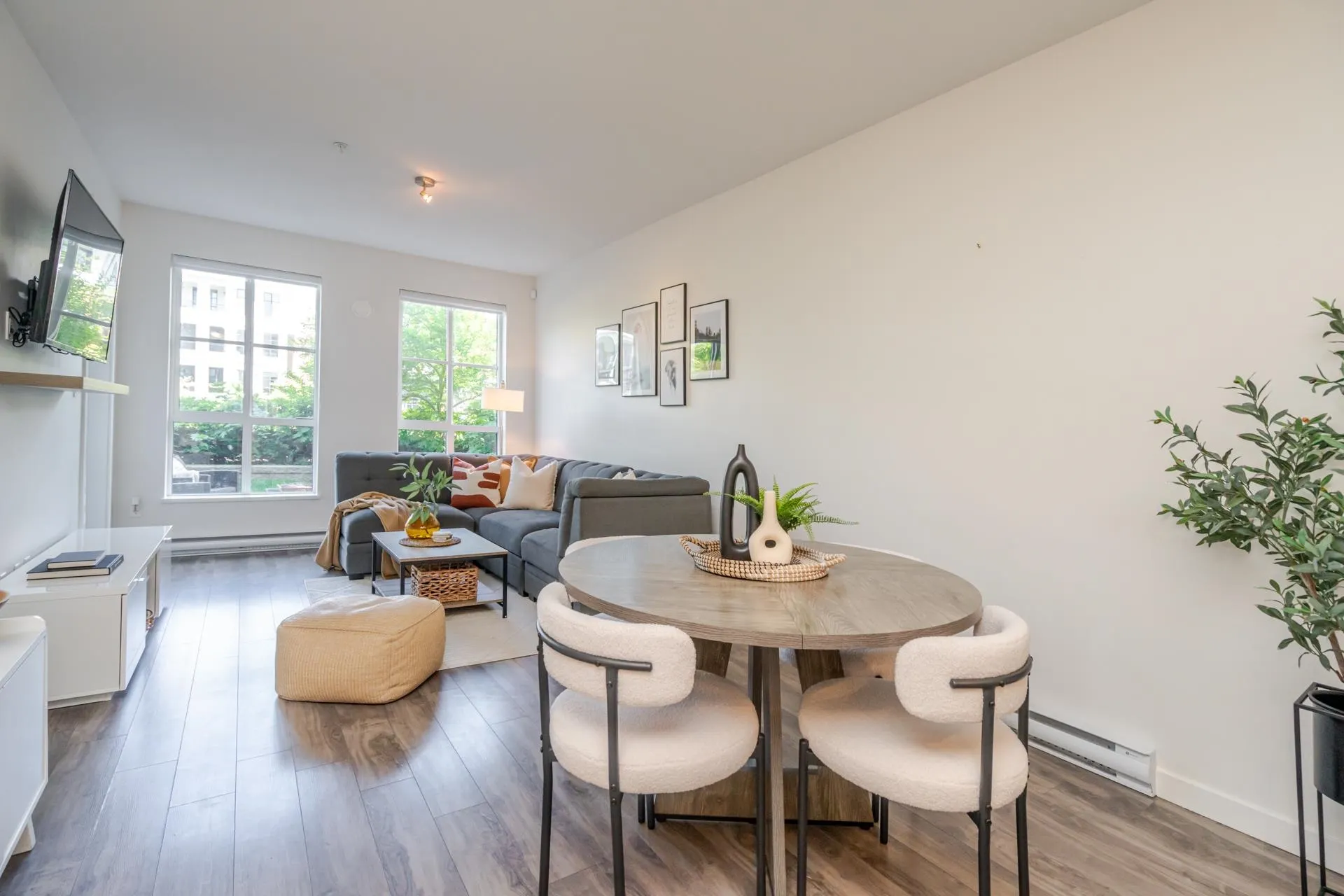 101 15137 33 Avenue