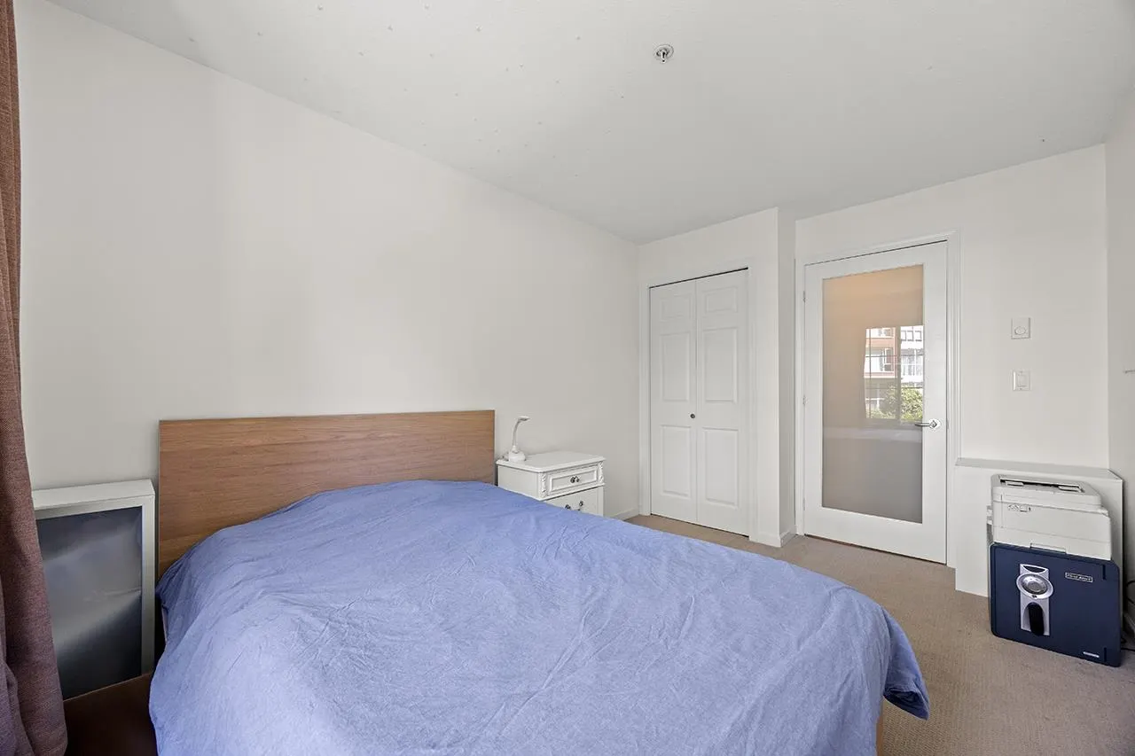 201 5605 Hampton Place