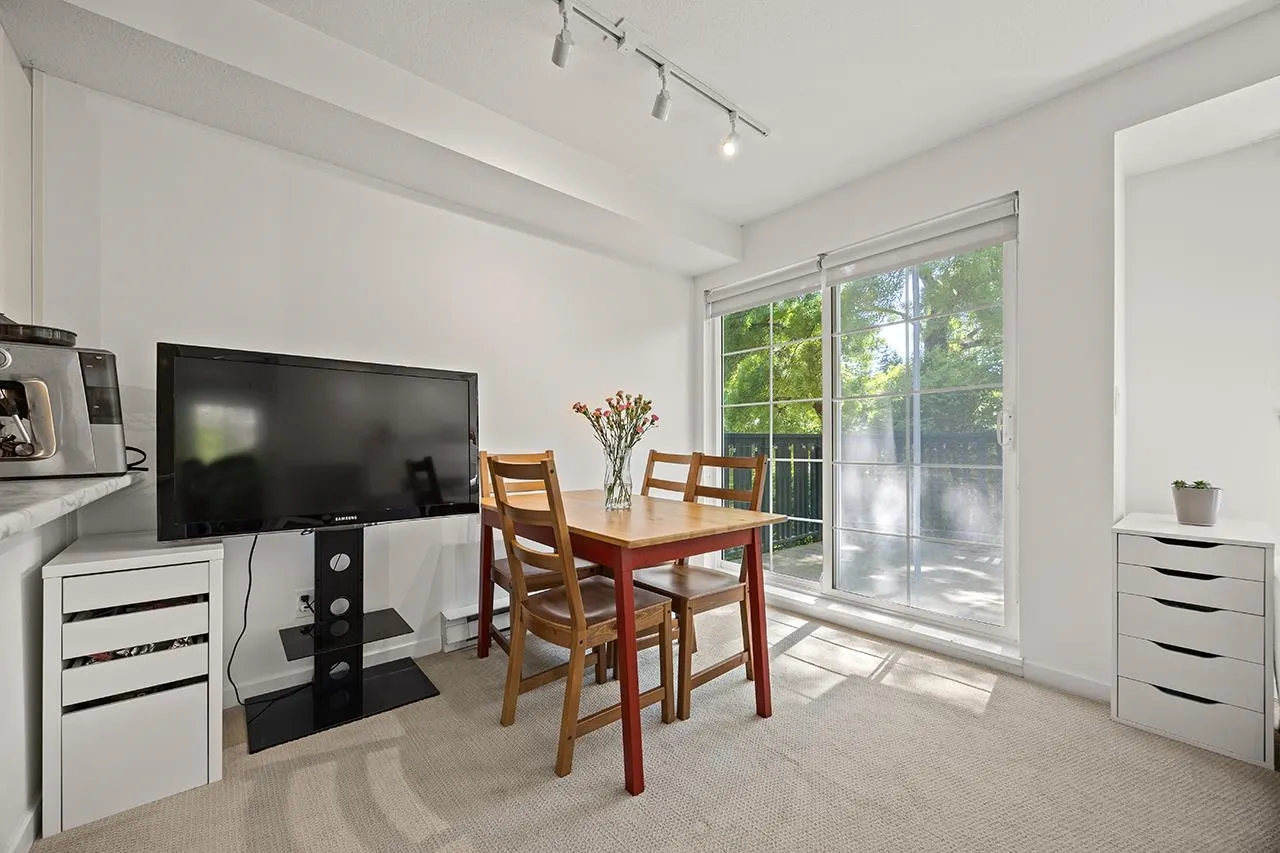 201 5605 Hampton Place