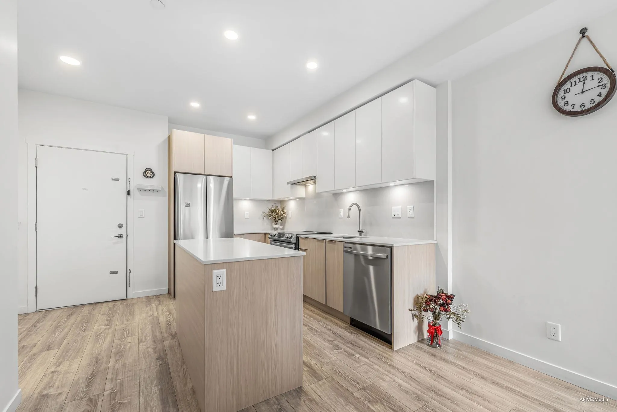 430 13968 Laurel Drive