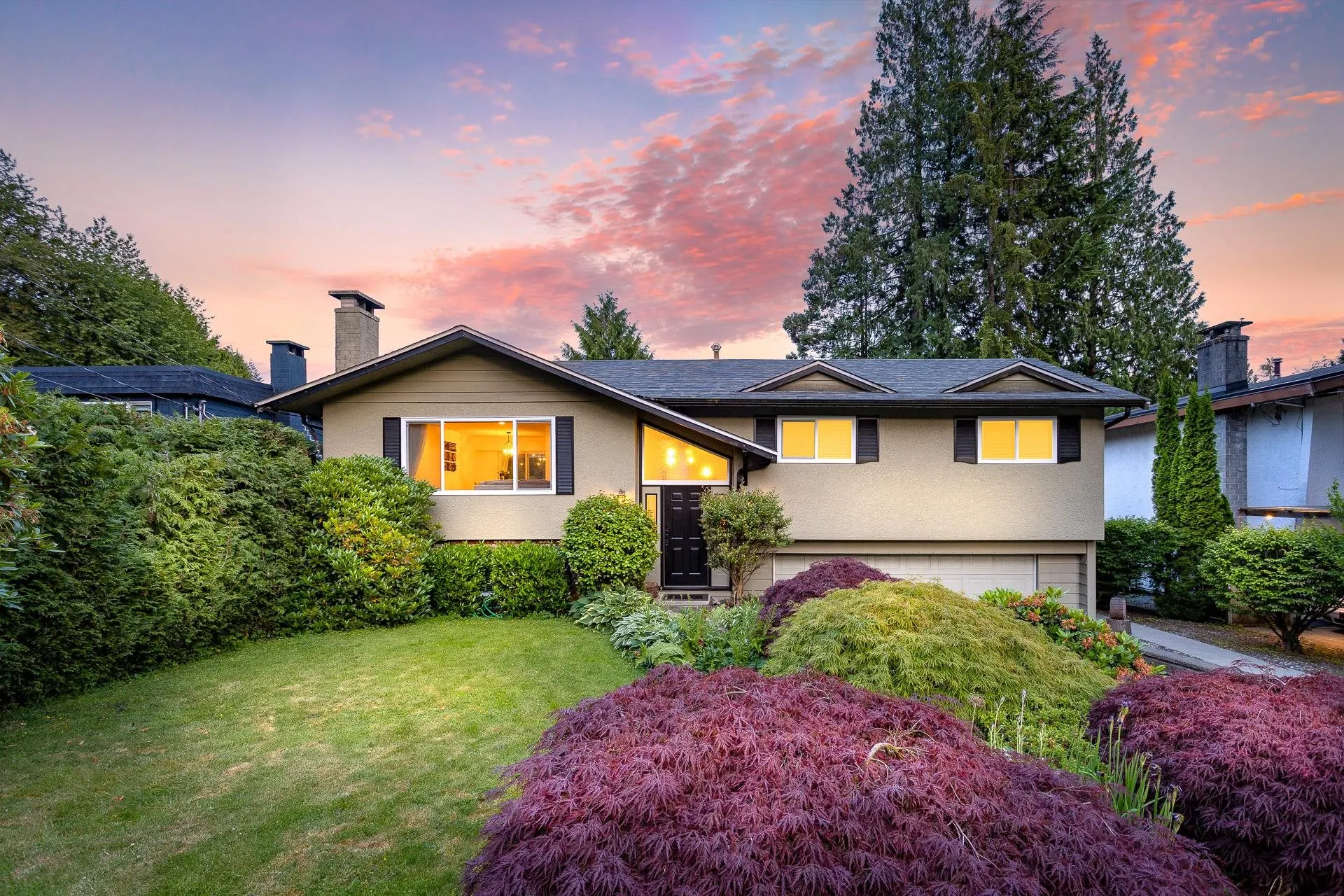 1549 Lynn Valley Road