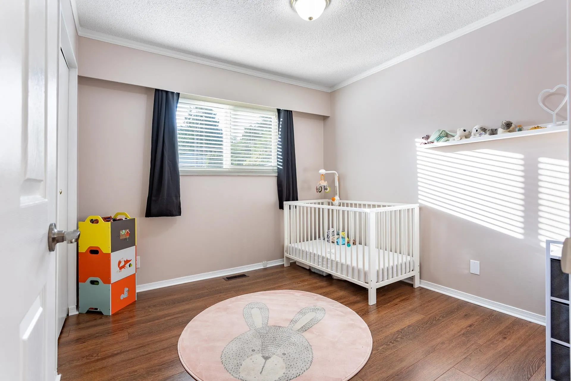 1549 Lynn Valley Road