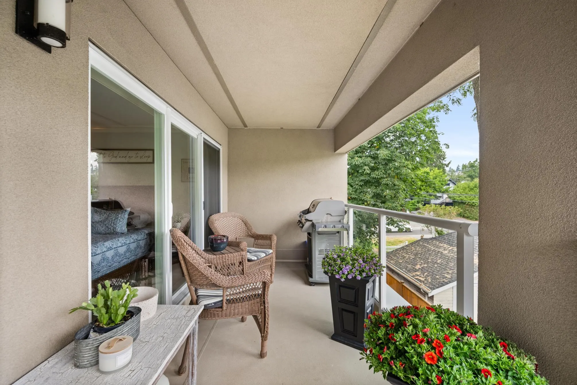 309 15809 Marine Drive