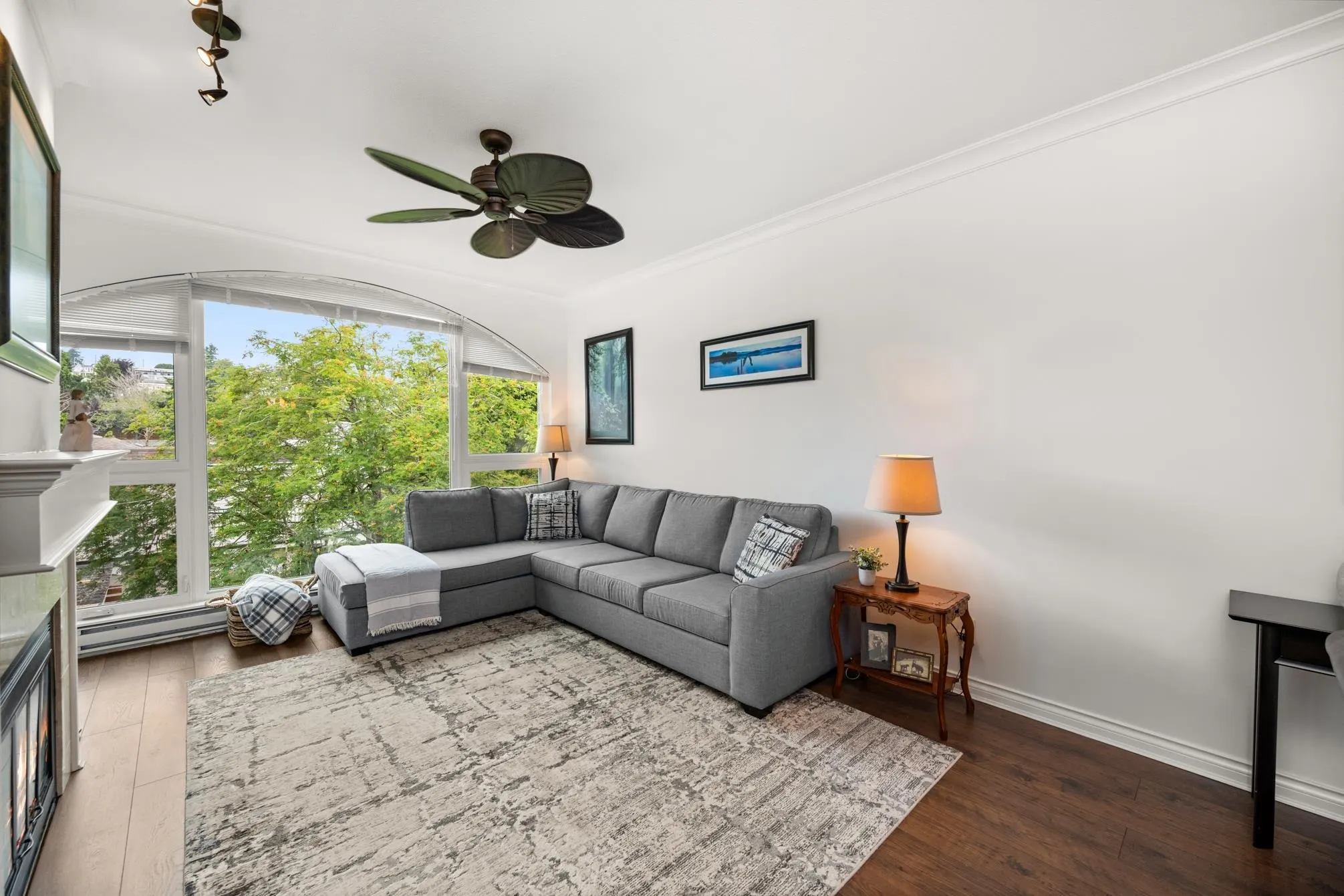 309 15809 Marine Drive