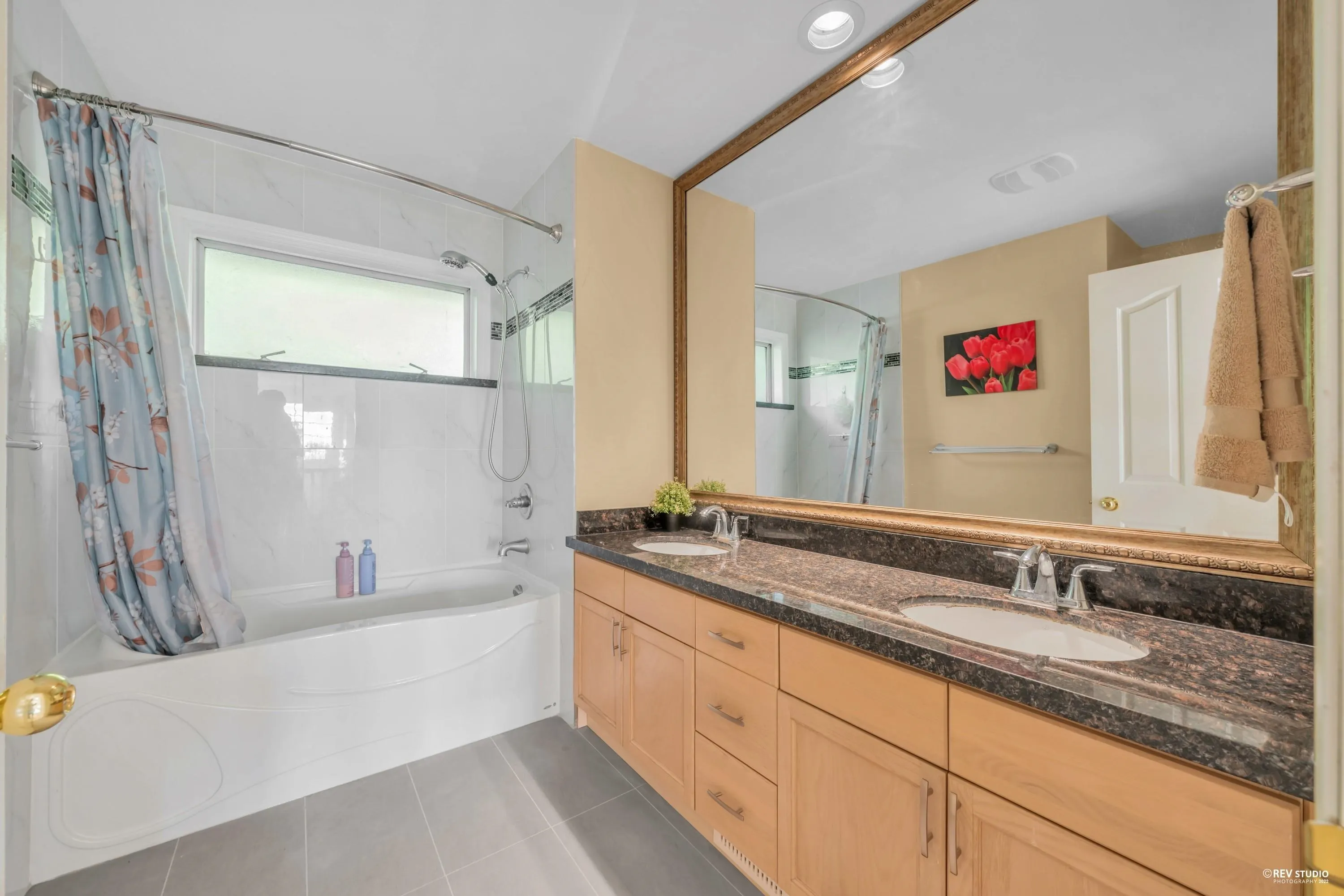 2233 Monashee Court