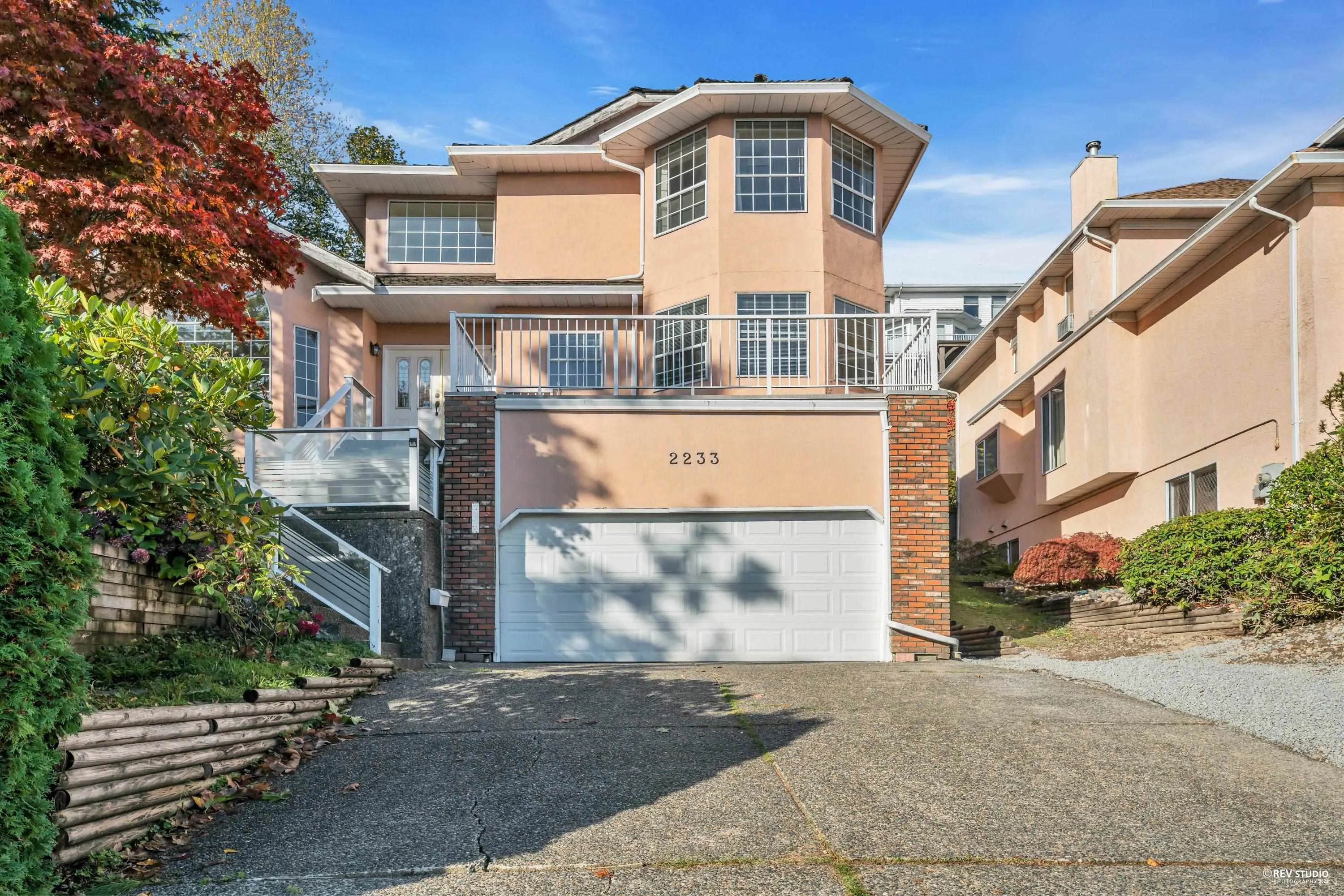 2233 Monashee Court