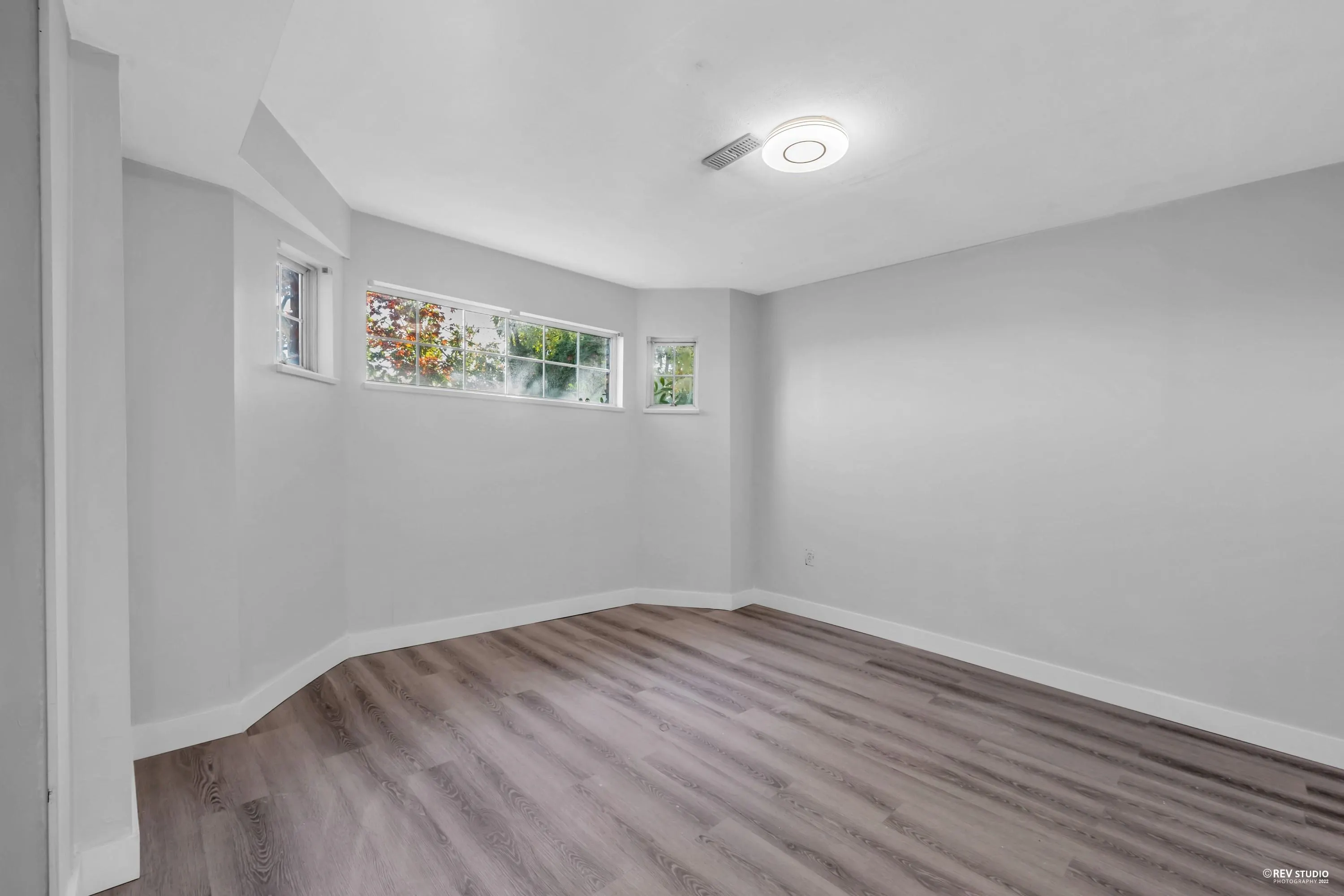2233 Monashee Court