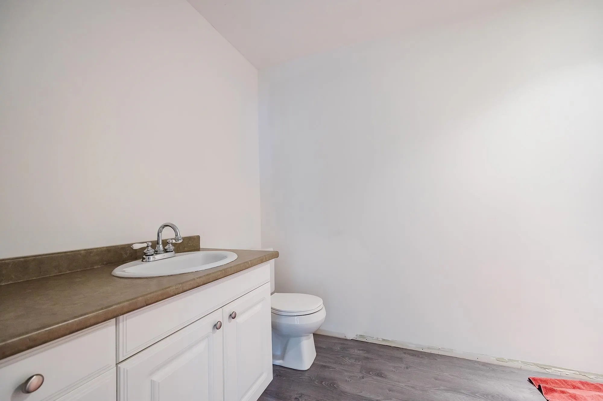 2 45821 Thomas Road