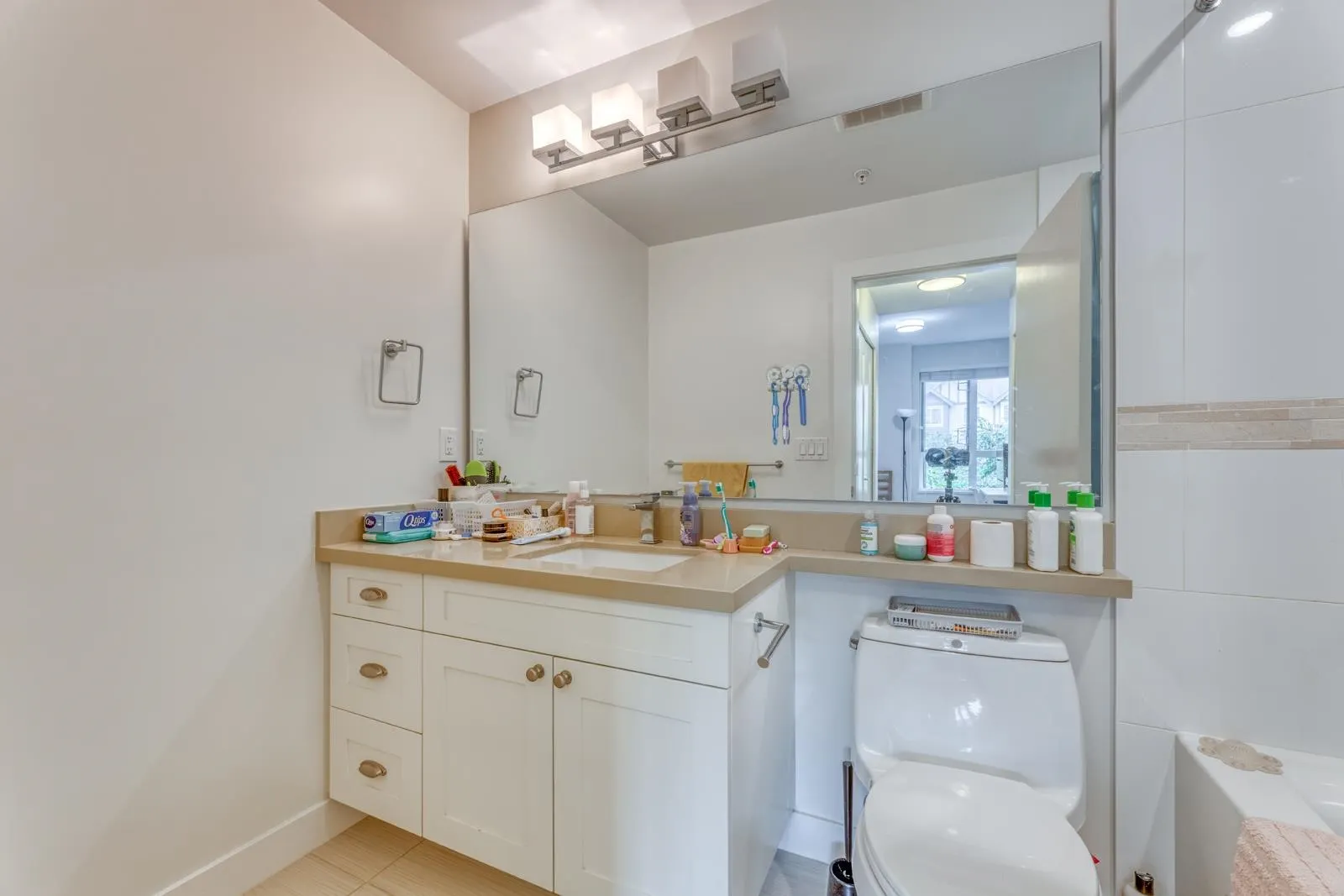 314 3399 Noel Drive