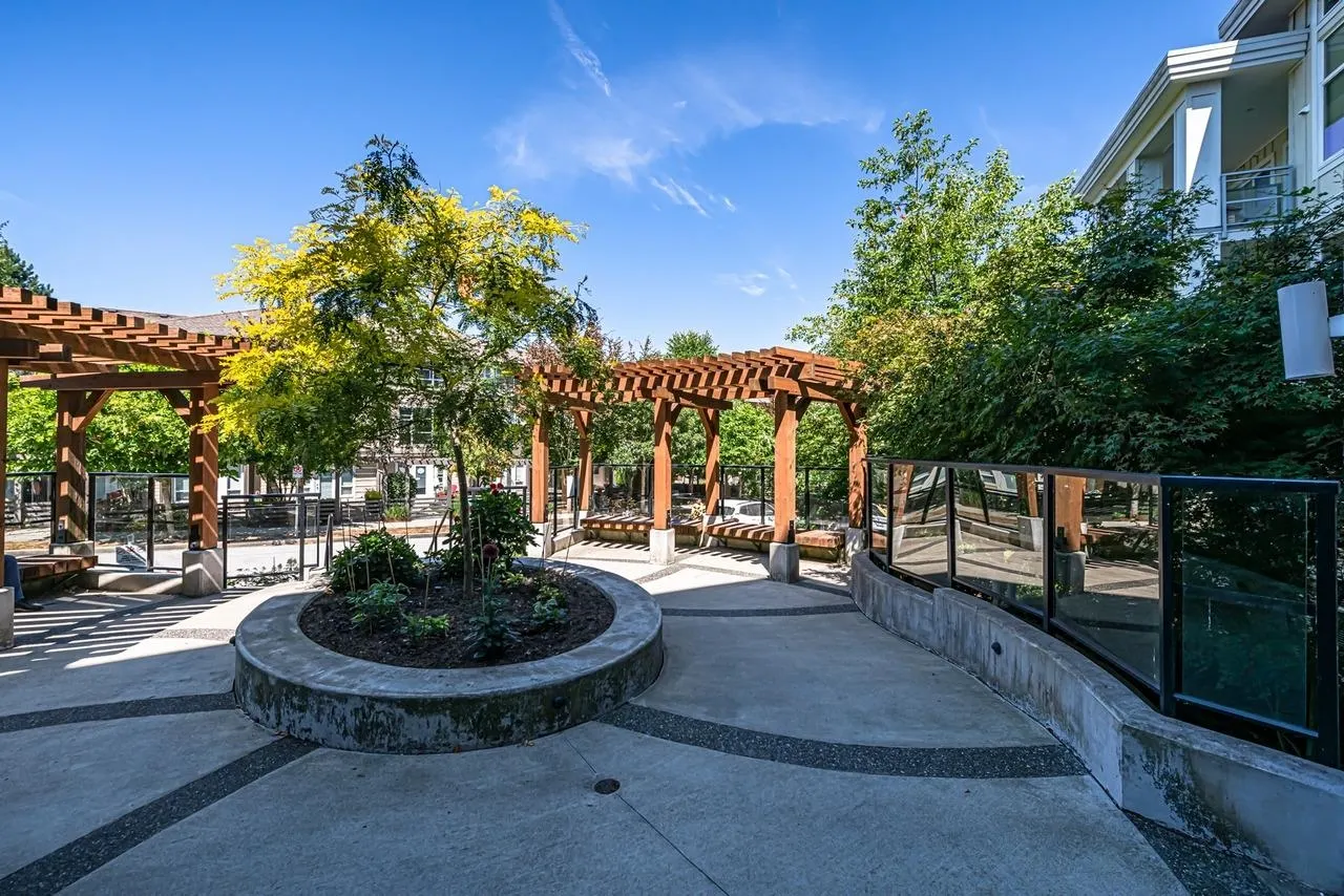 107 15436 31 Avenue