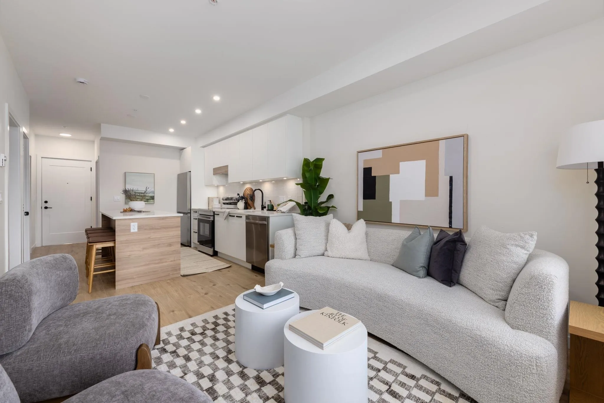 307 33920 Best Avenue