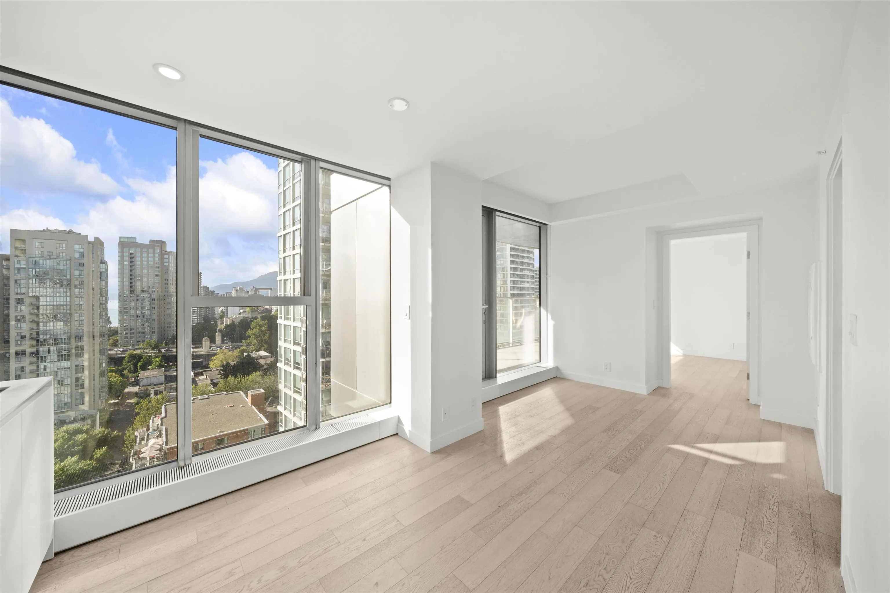 1907 1480 Howe Street