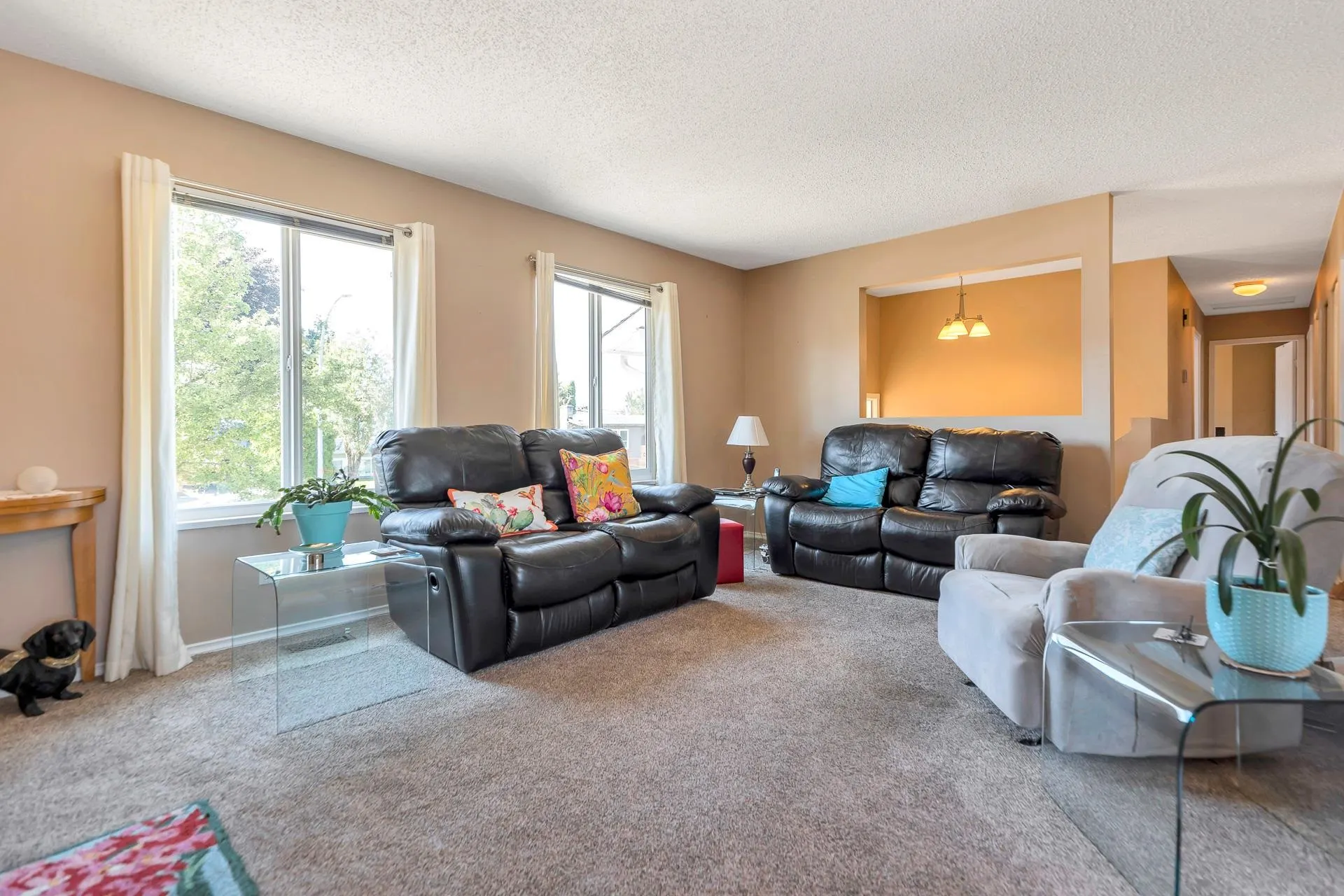 3838 Chadsey Crescent