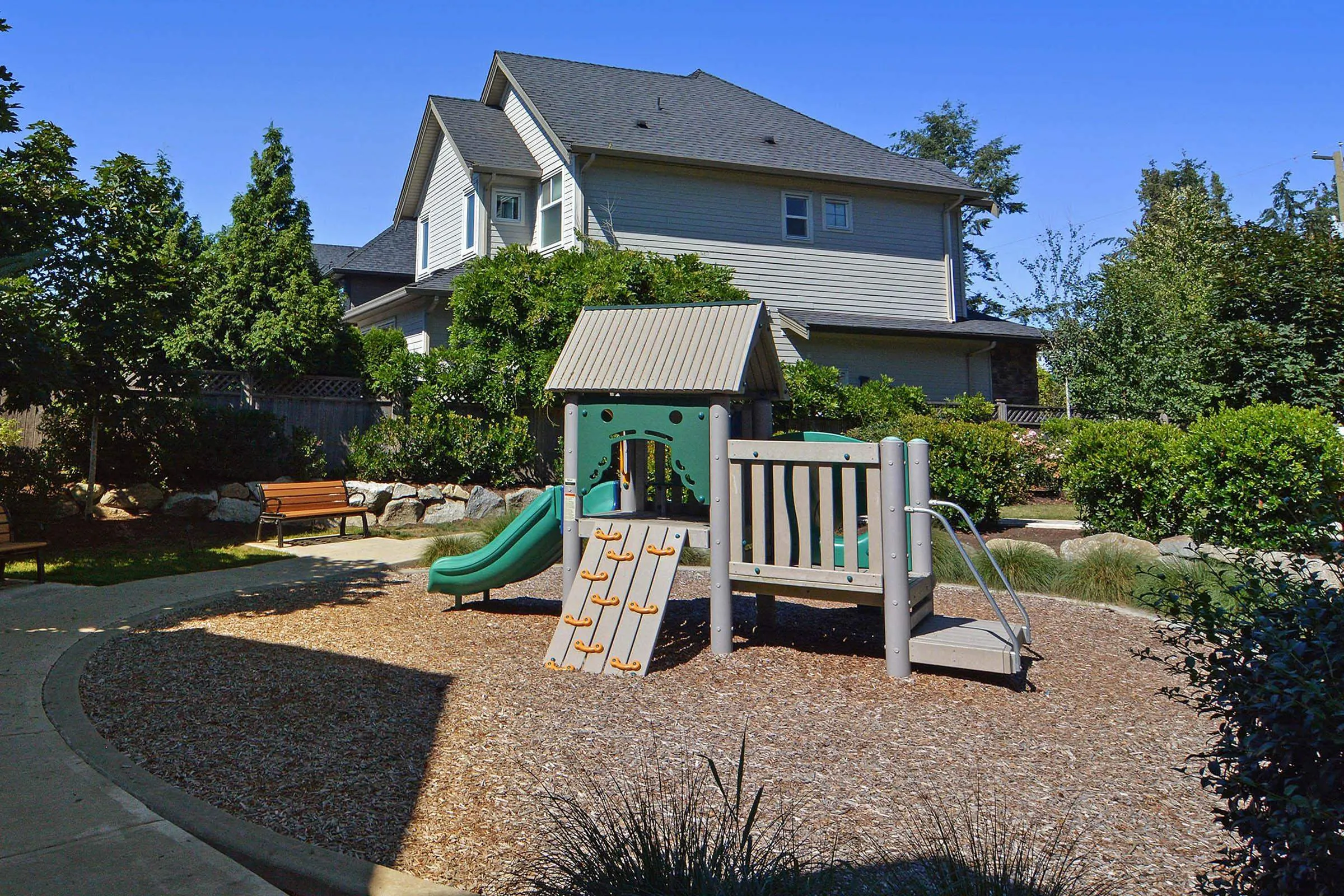 47 2469 164 Street