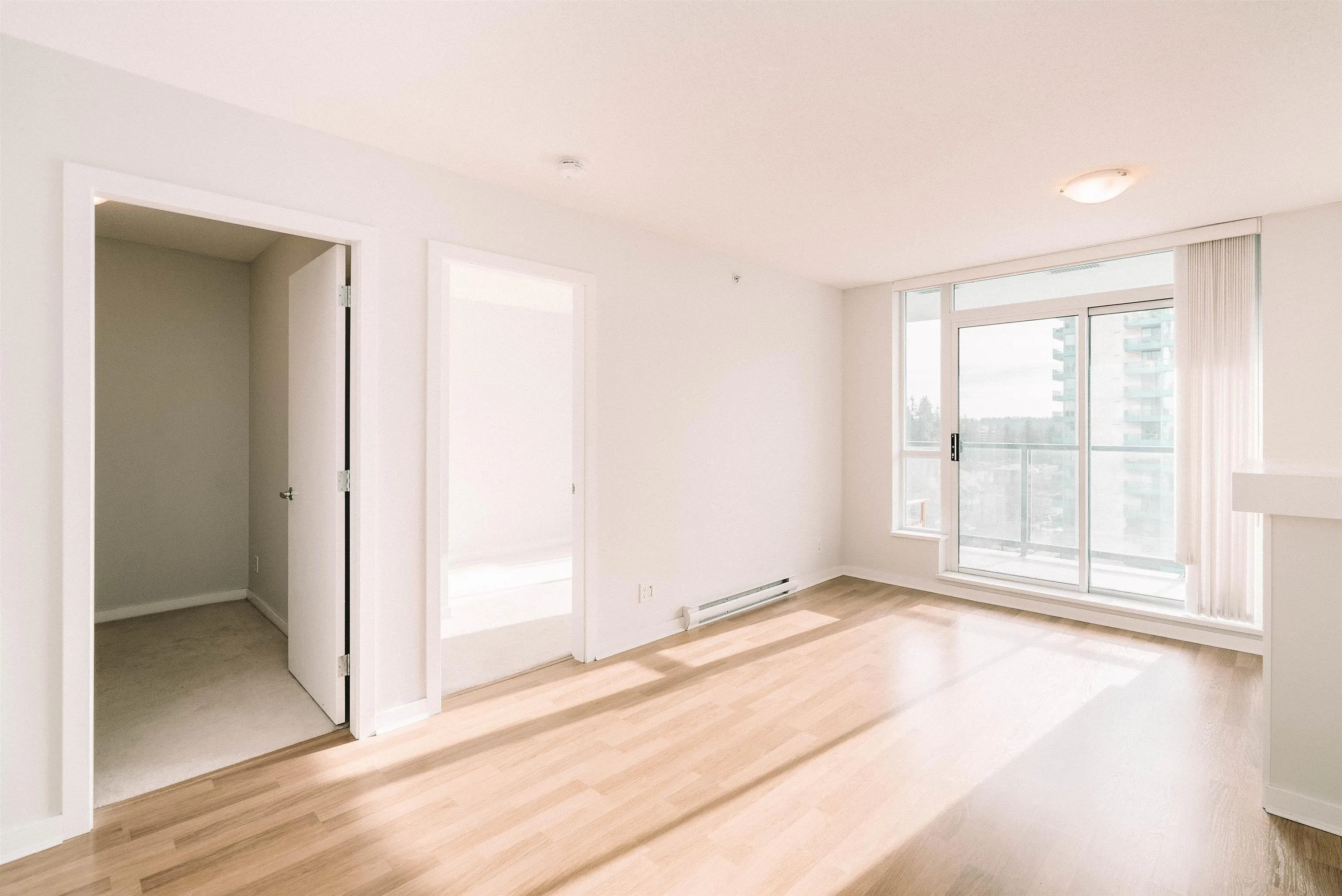 906 1178 Heffley Crescent