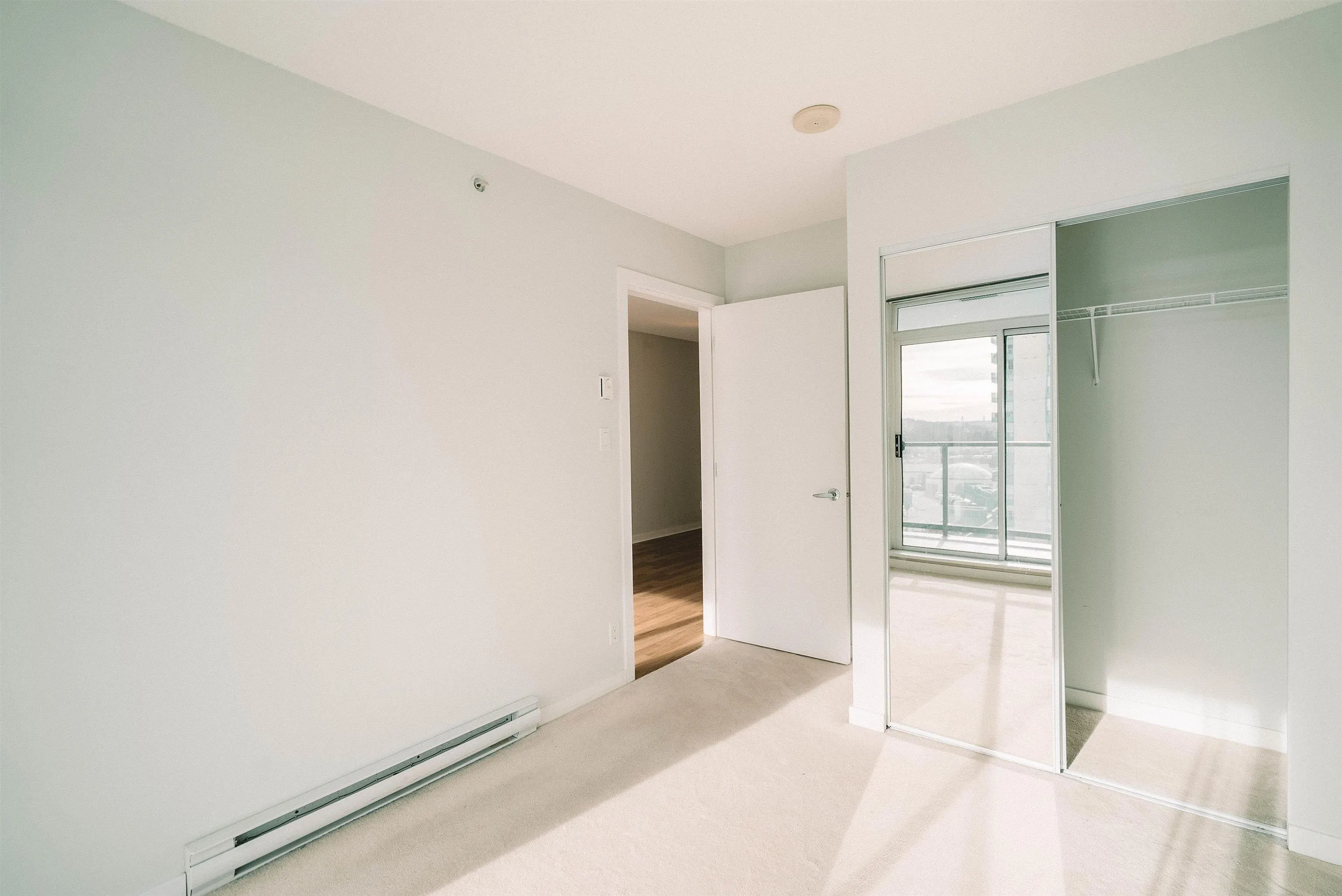 906 1178 Heffley Crescent