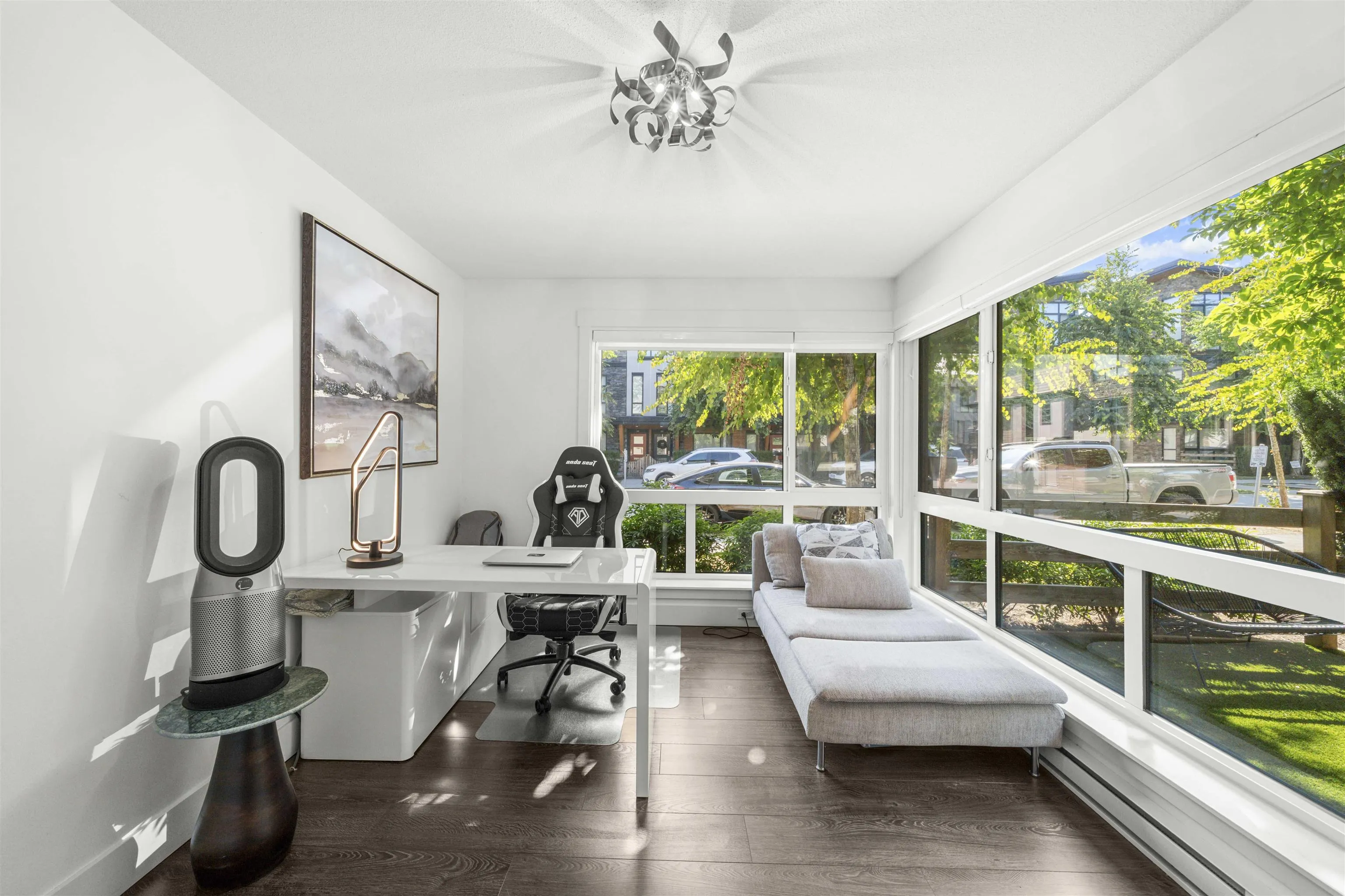 187 16488 64 Avenue