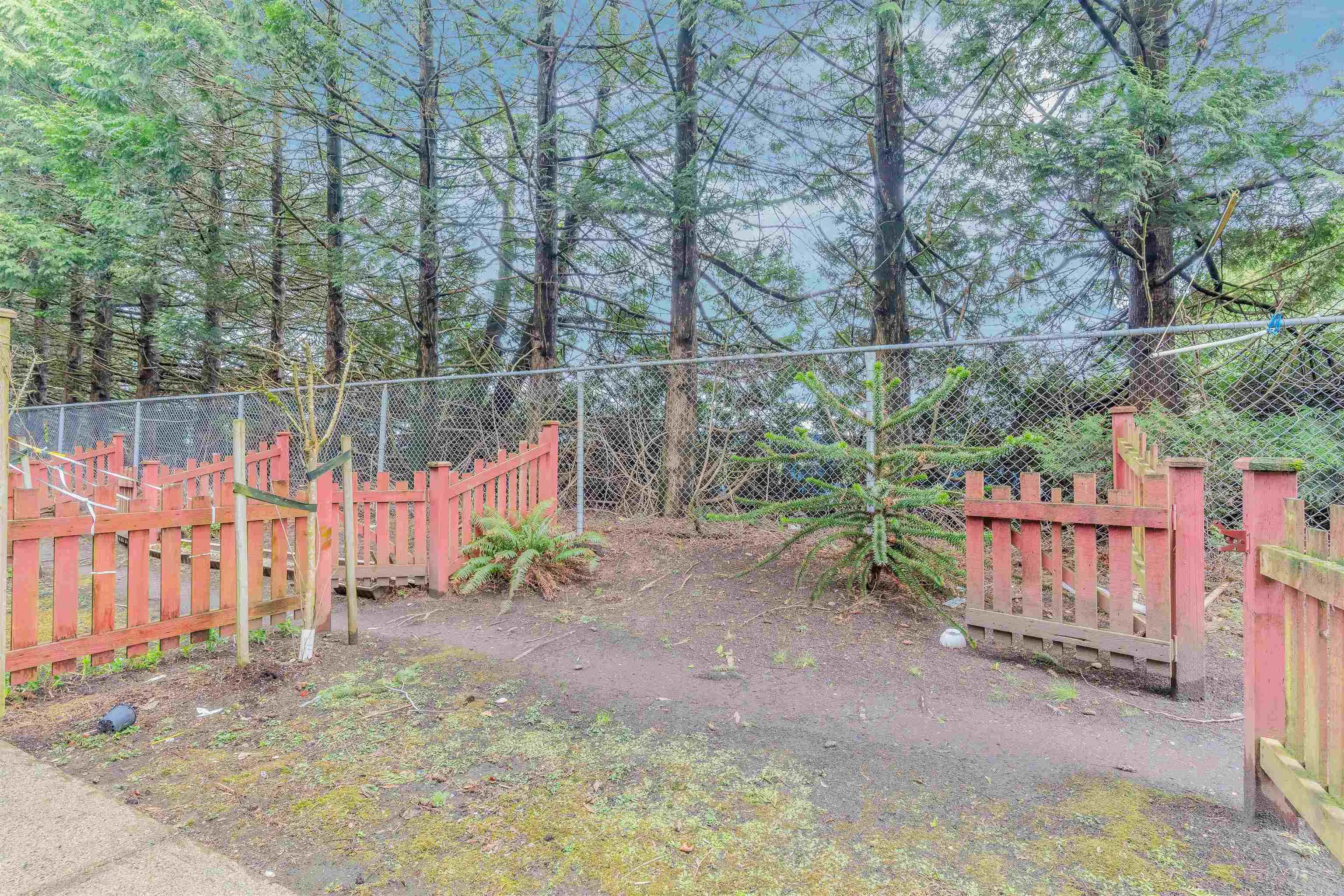18 12585 72 Avenue