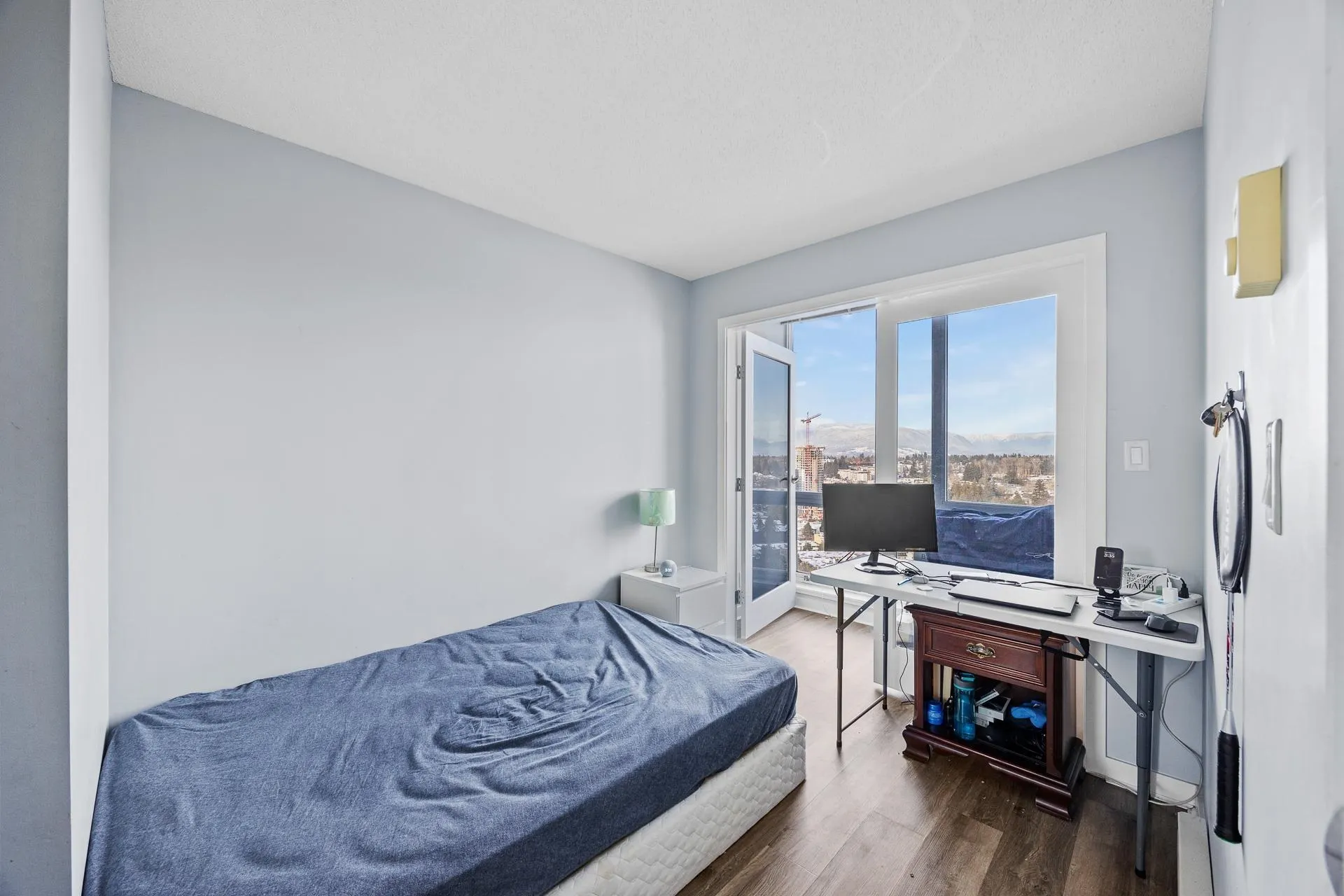 3005 13618 100 Avenue