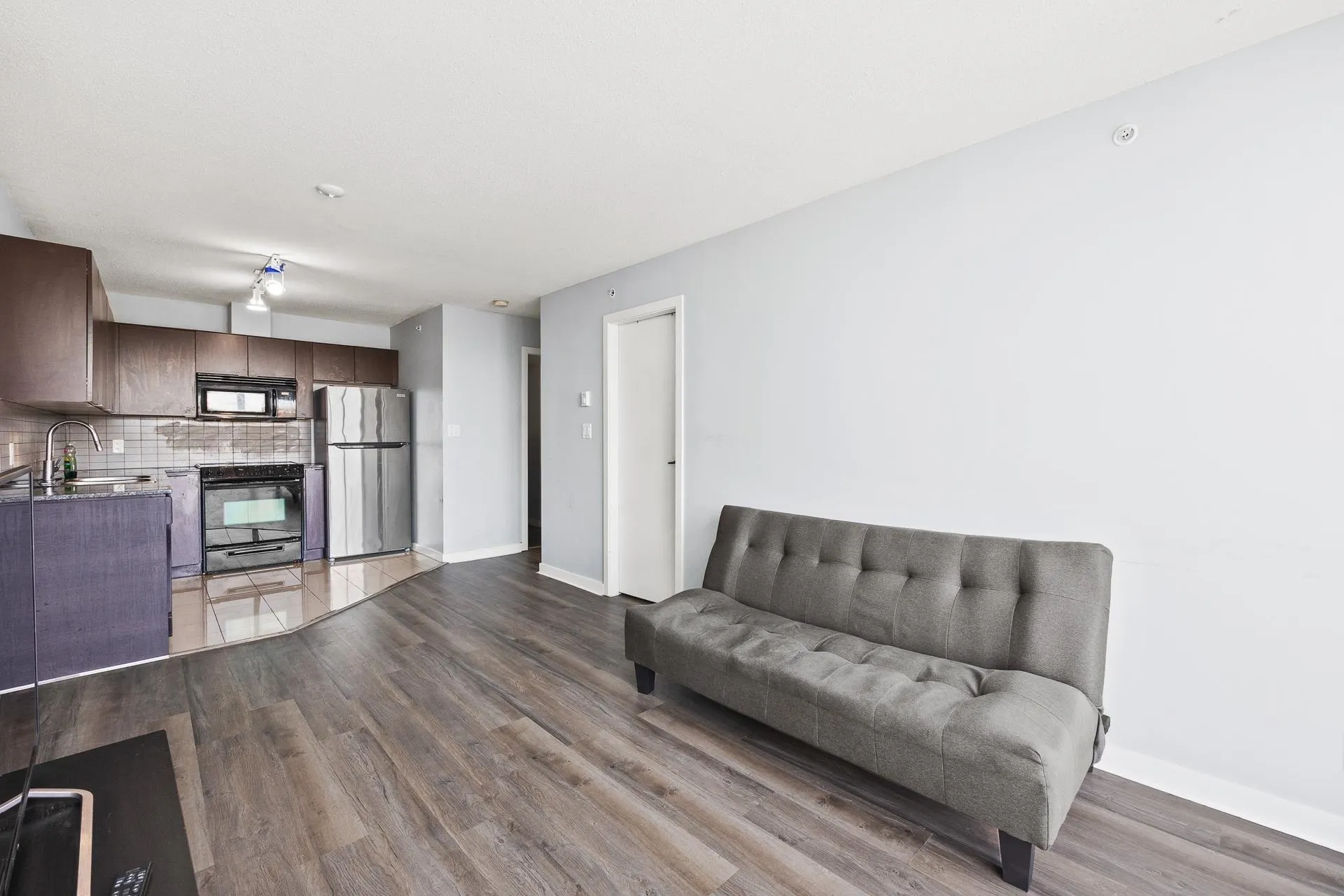 3005 13618 100 Avenue