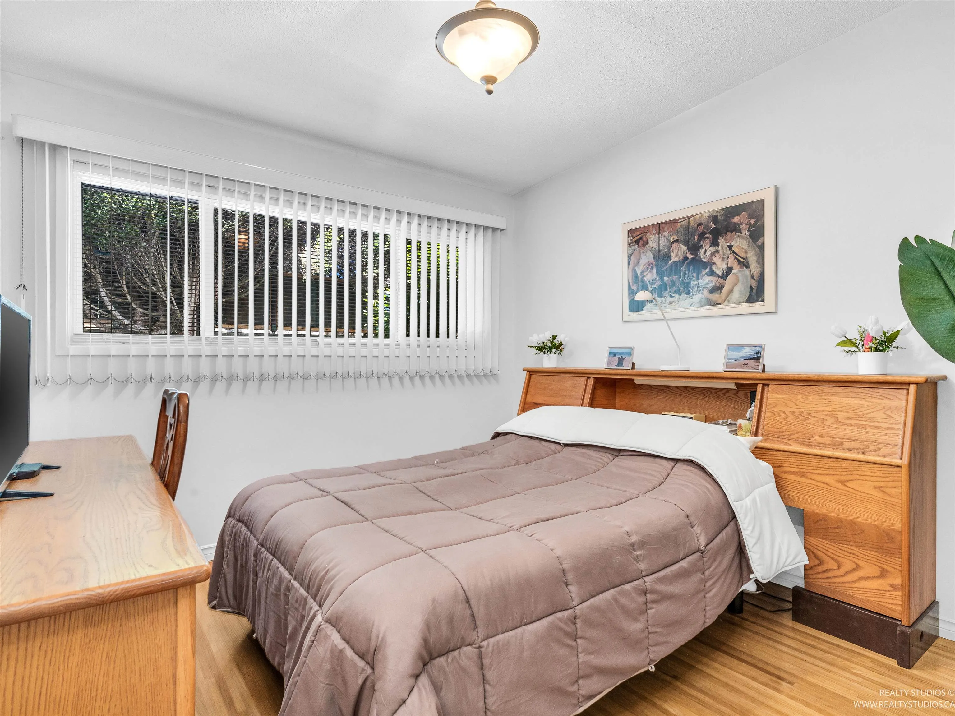 2990 Eddystone Crescent