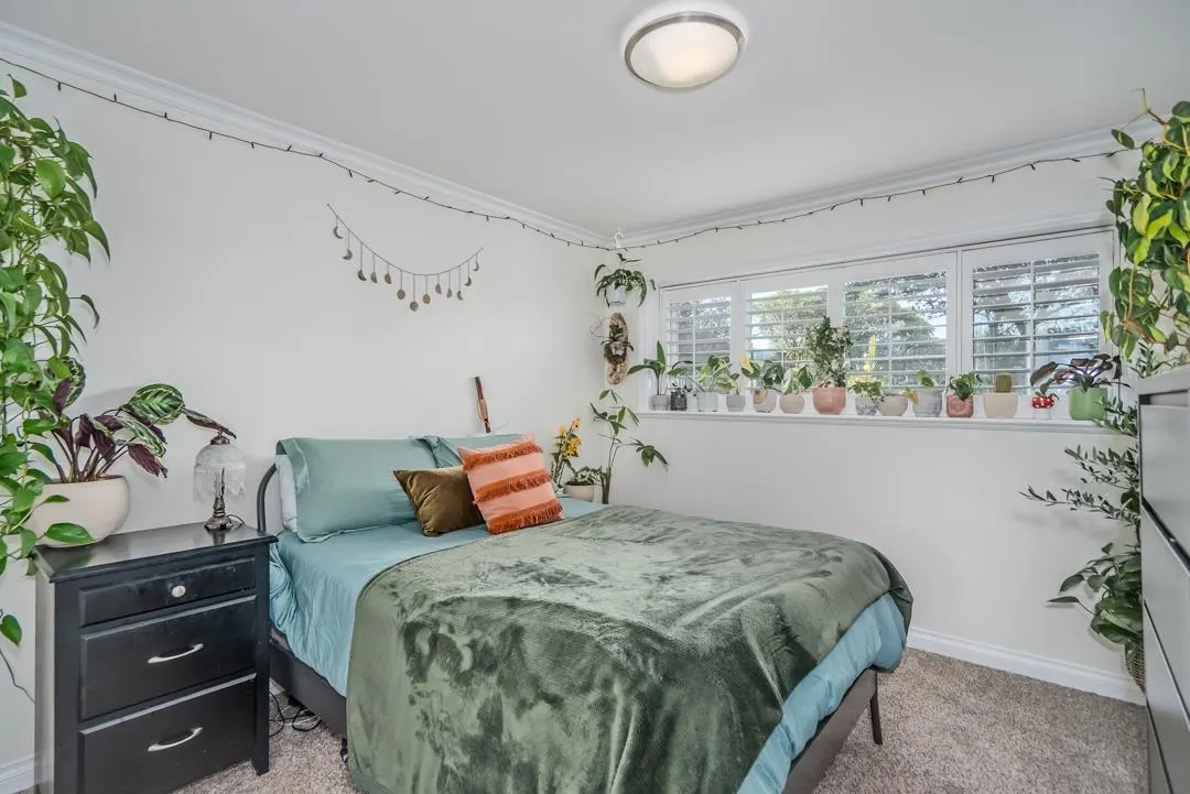 14433 Sunset Lane