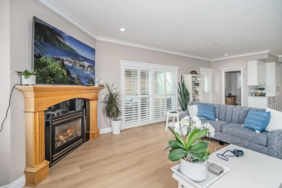 14433 Sunset Lane