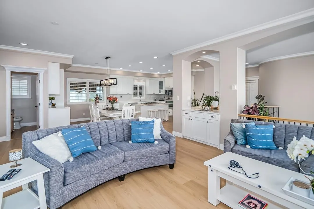 14433 Sunset Lane