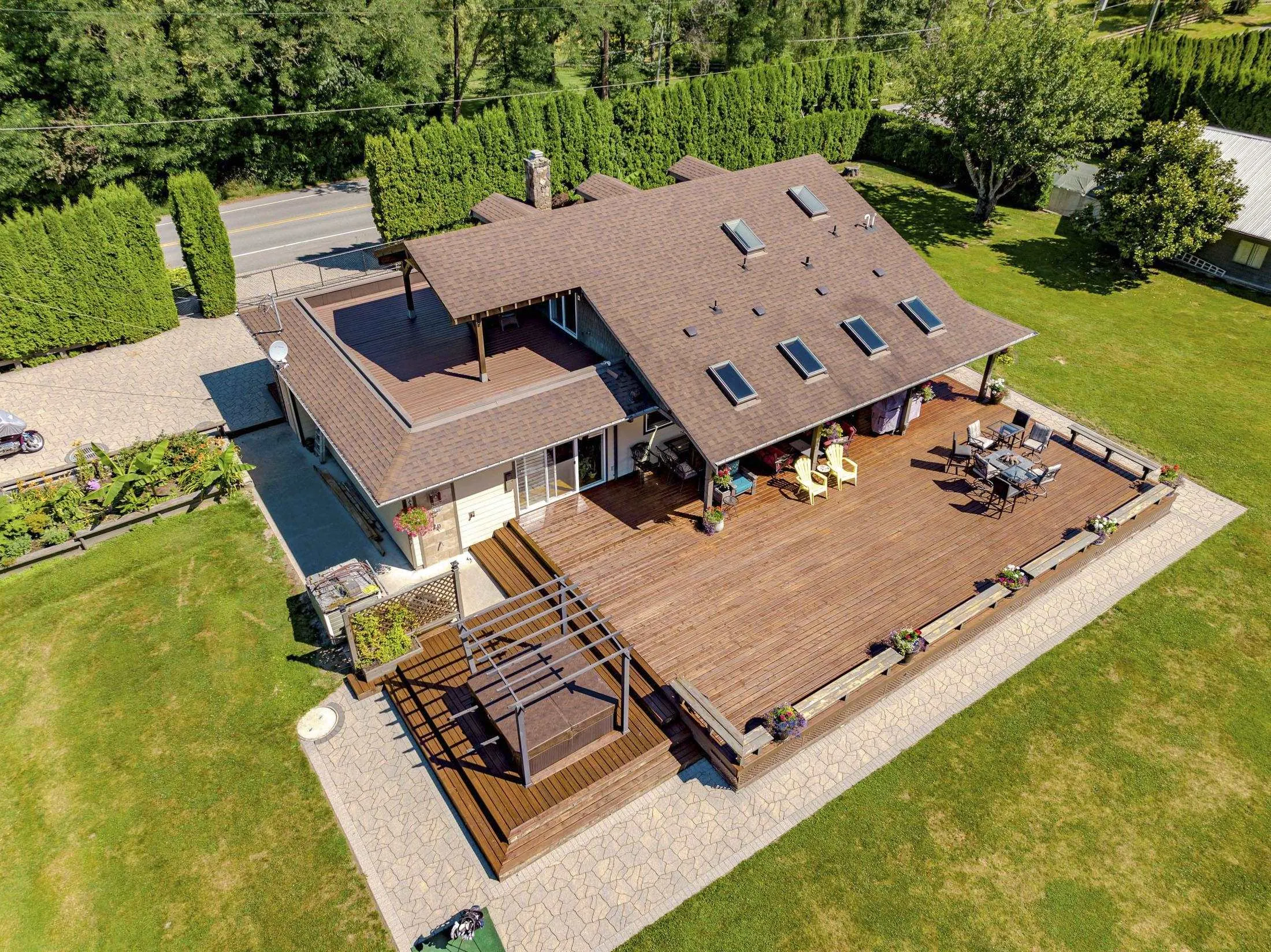 9978 Allard Crescent