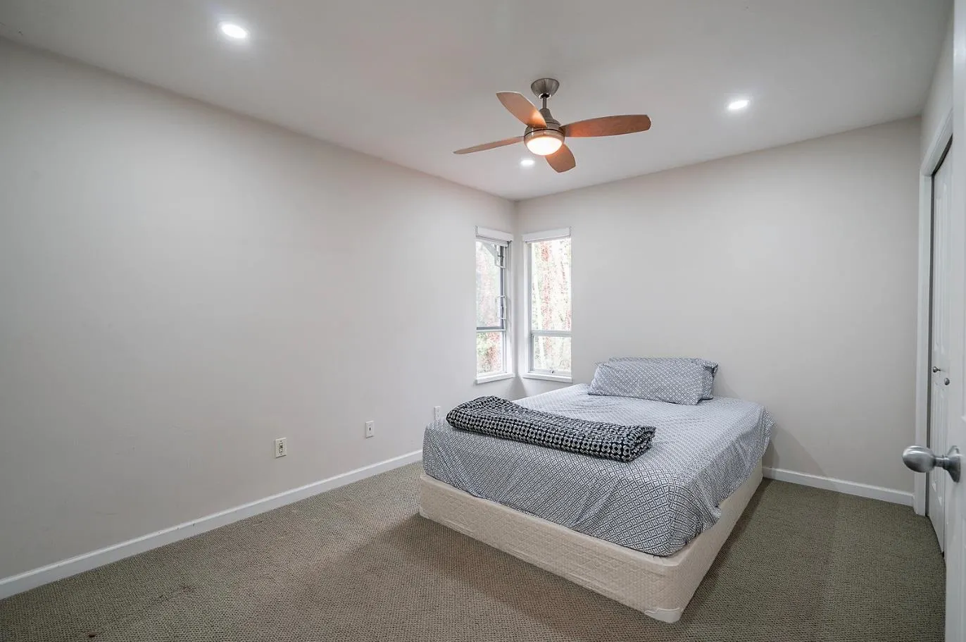 12356 56 Avenue
