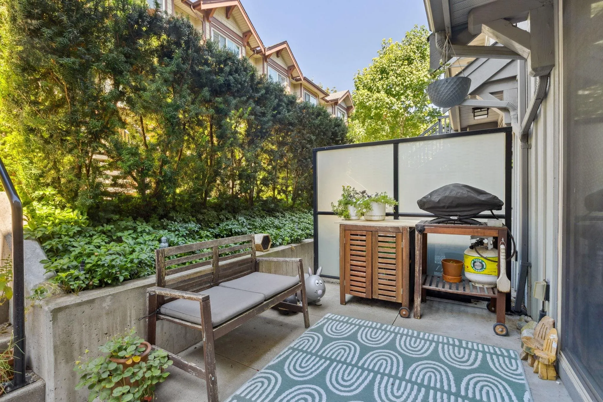 8 433 Seymour River Place