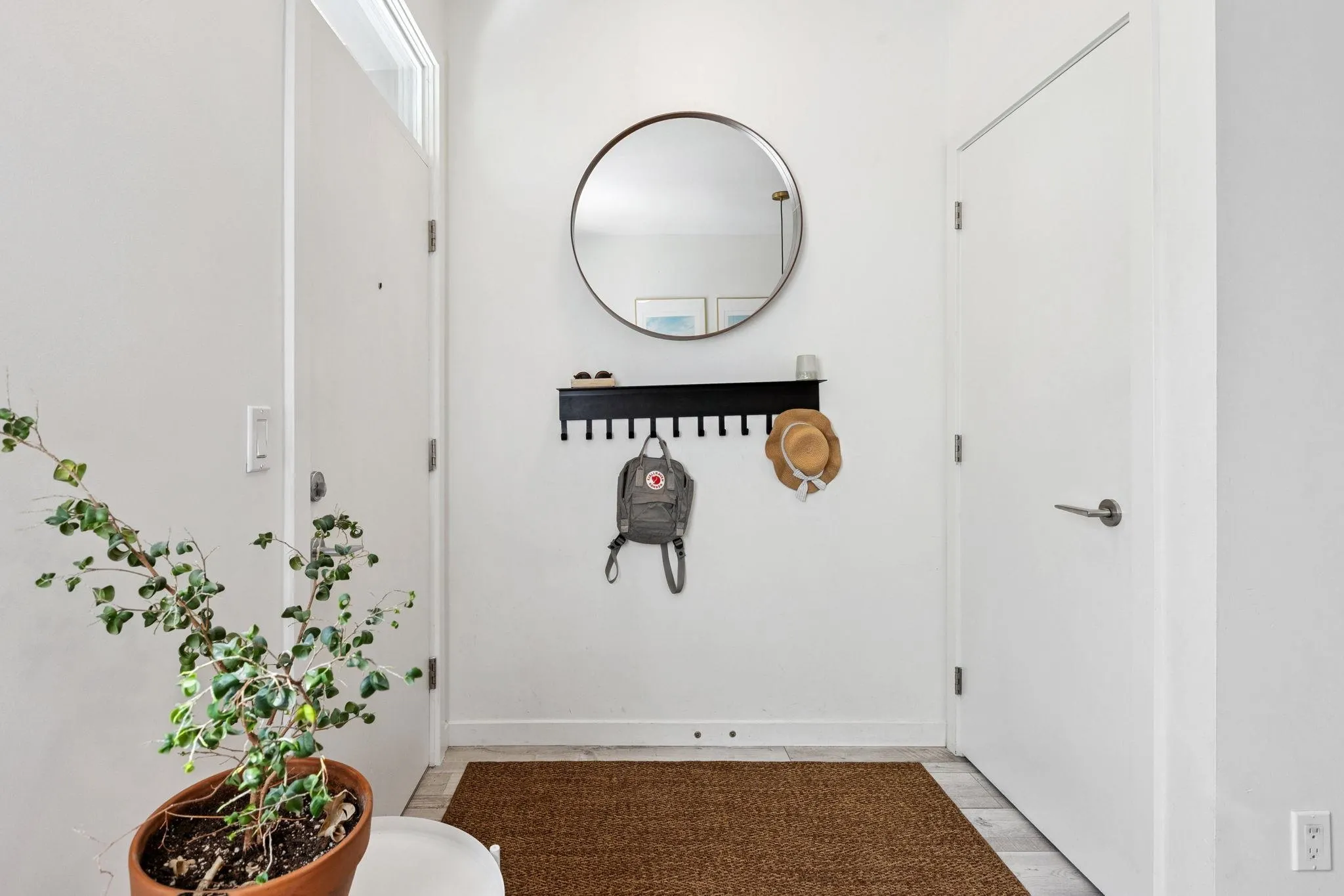 8 433 Seymour River Place