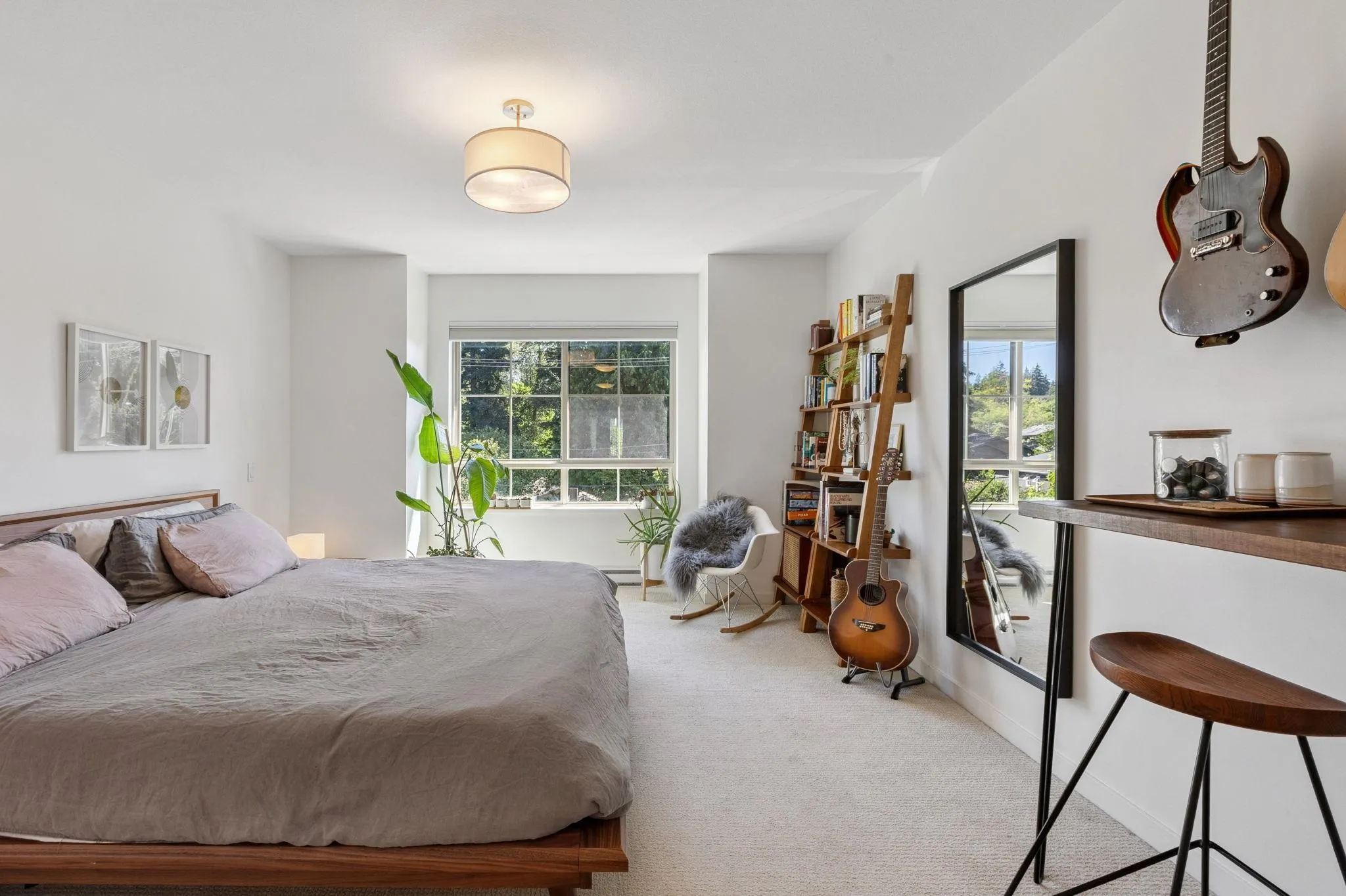 8 433 Seymour River Place