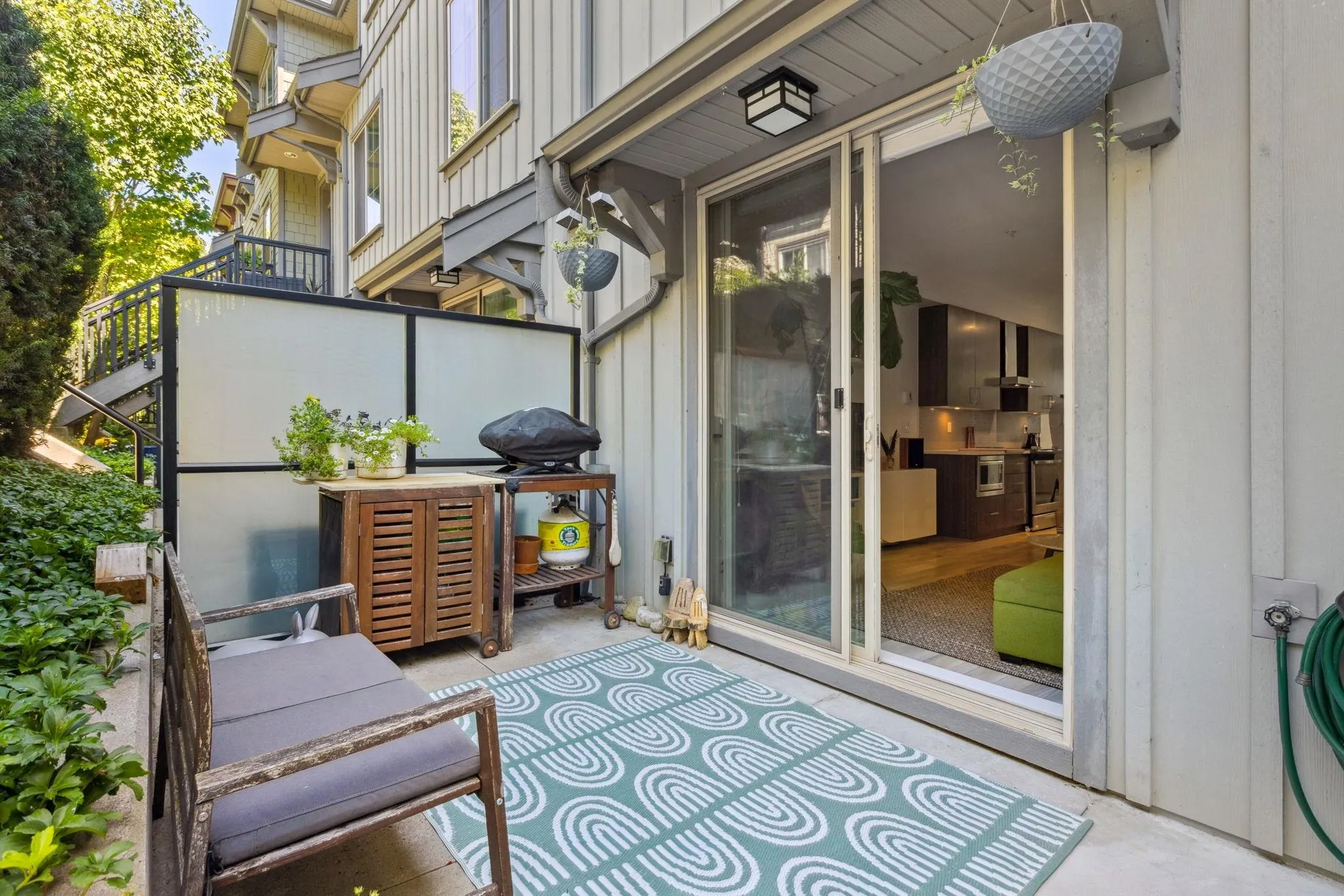 8 433 Seymour River Place