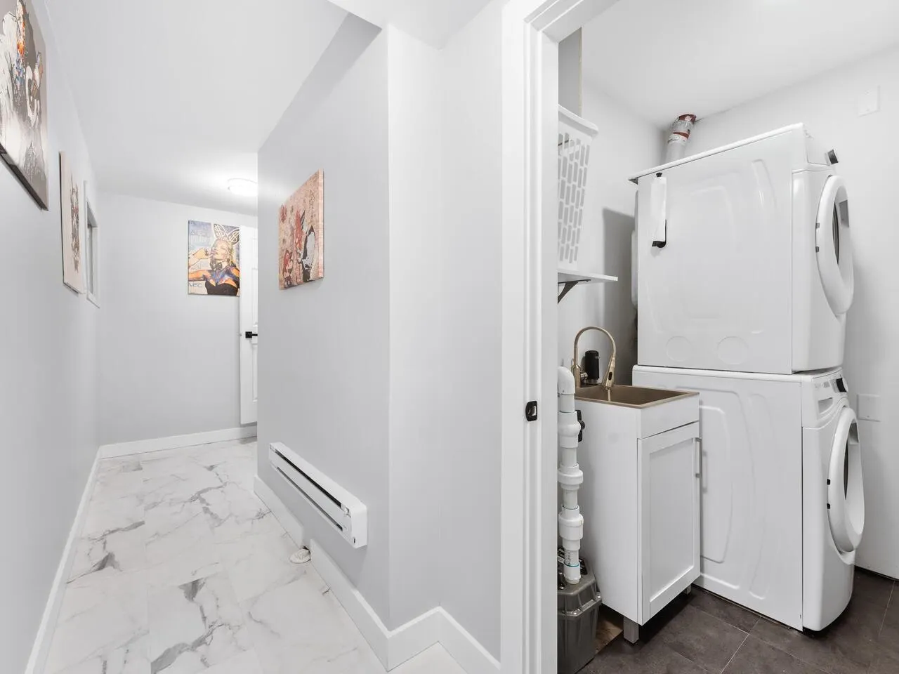848 W 16th Street