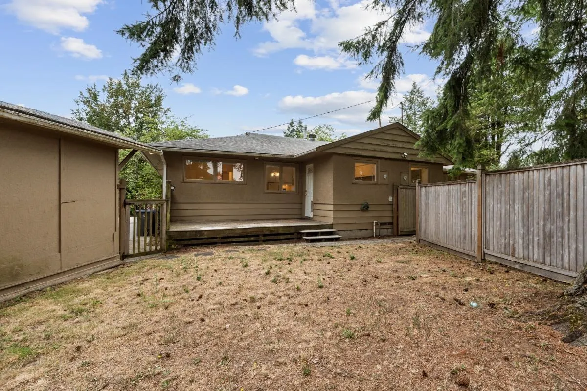 14054 Antrim Road