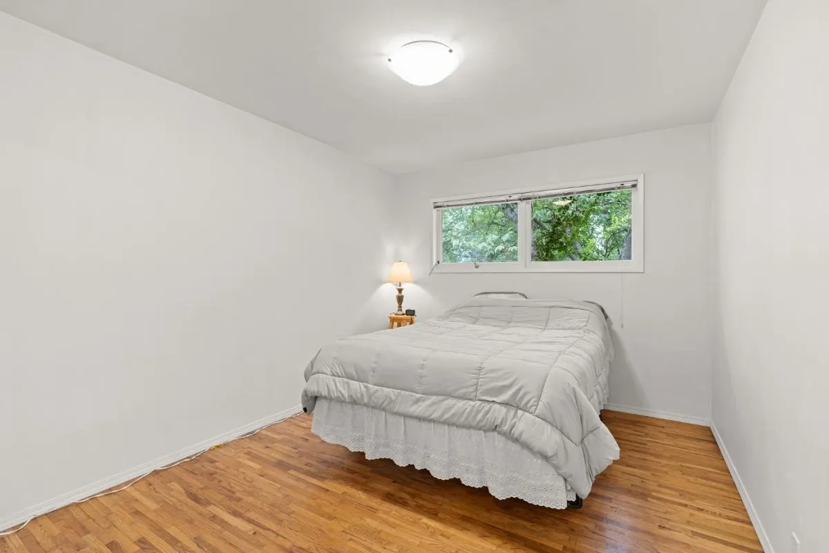 14054 Antrim Road