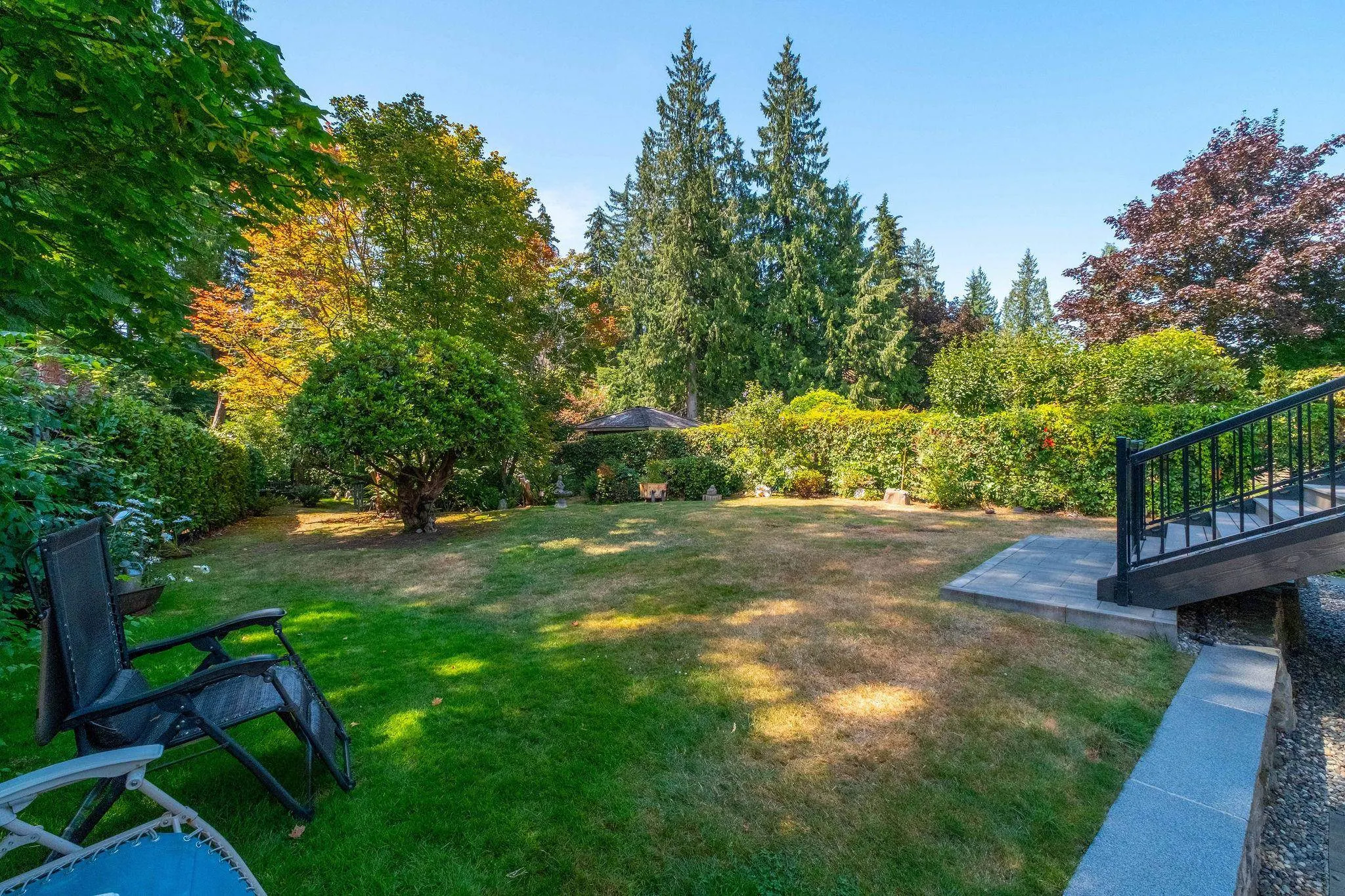 2573 Kilmarnock Crescent