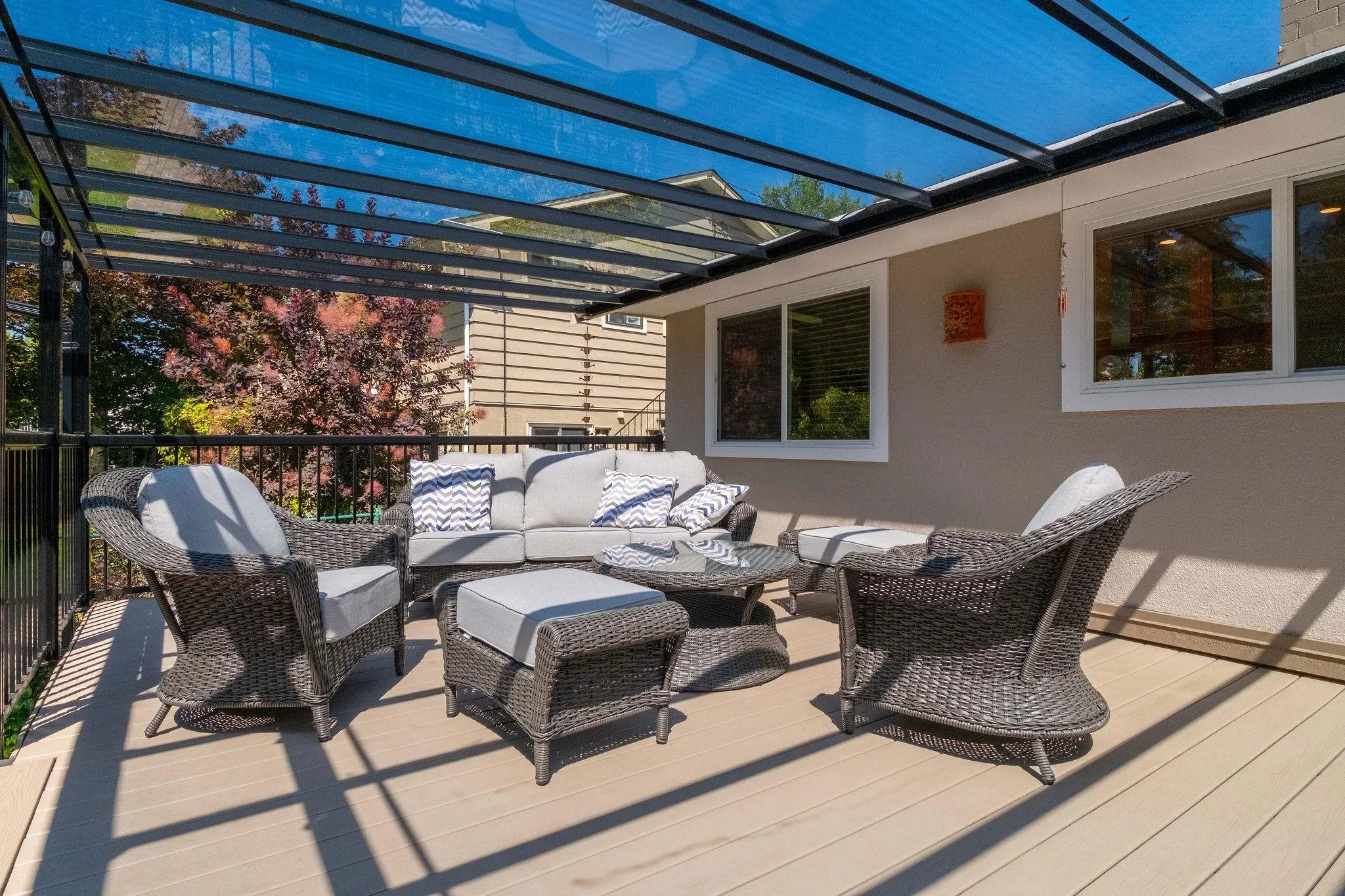 2573 Kilmarnock Crescent